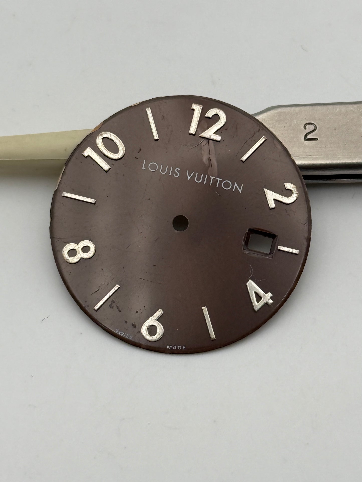 louis vuitton swiss made 29mm dial quadrante