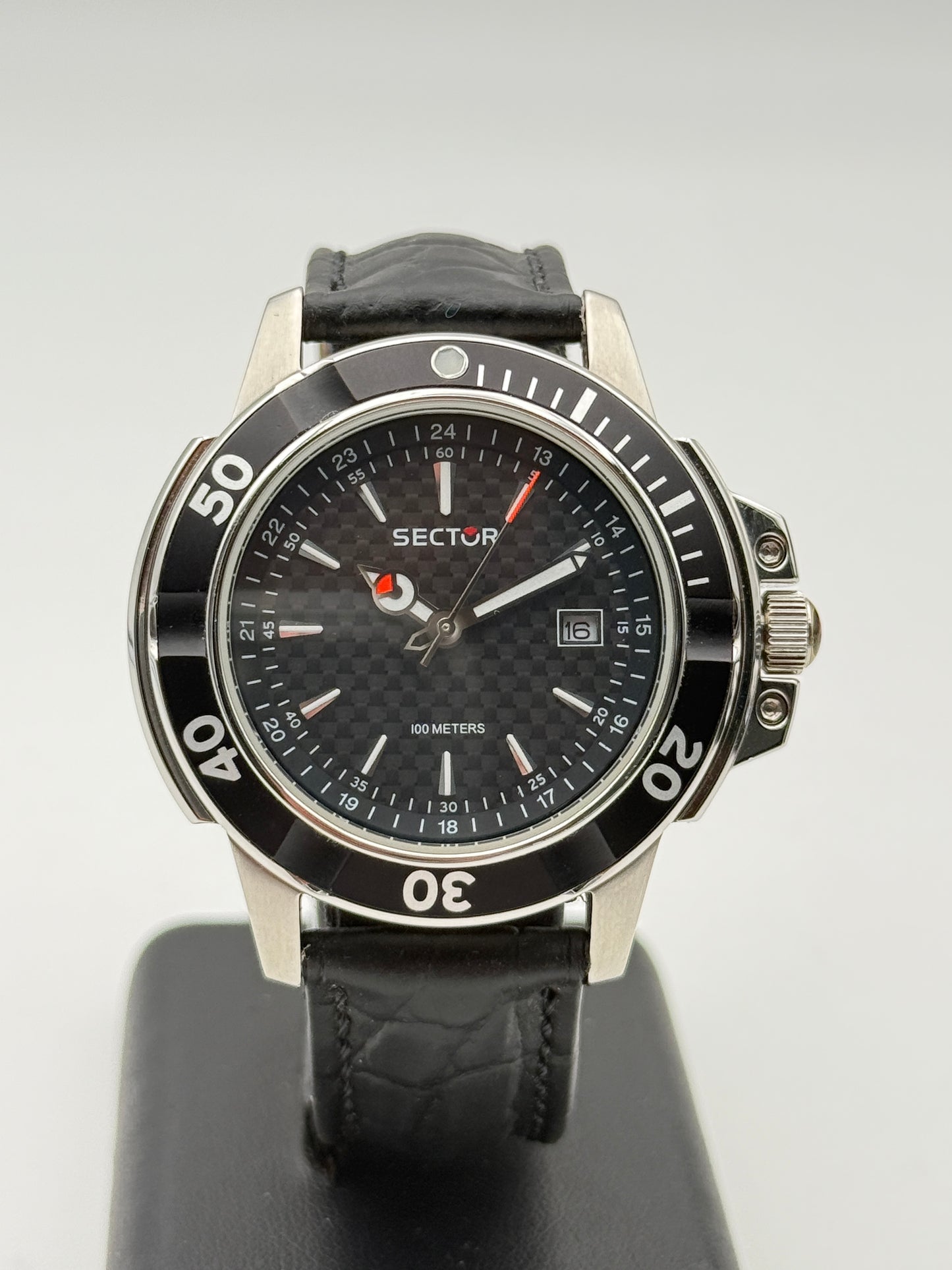 Sector 100 meters 240 3251240125-61764 43mm quartz
