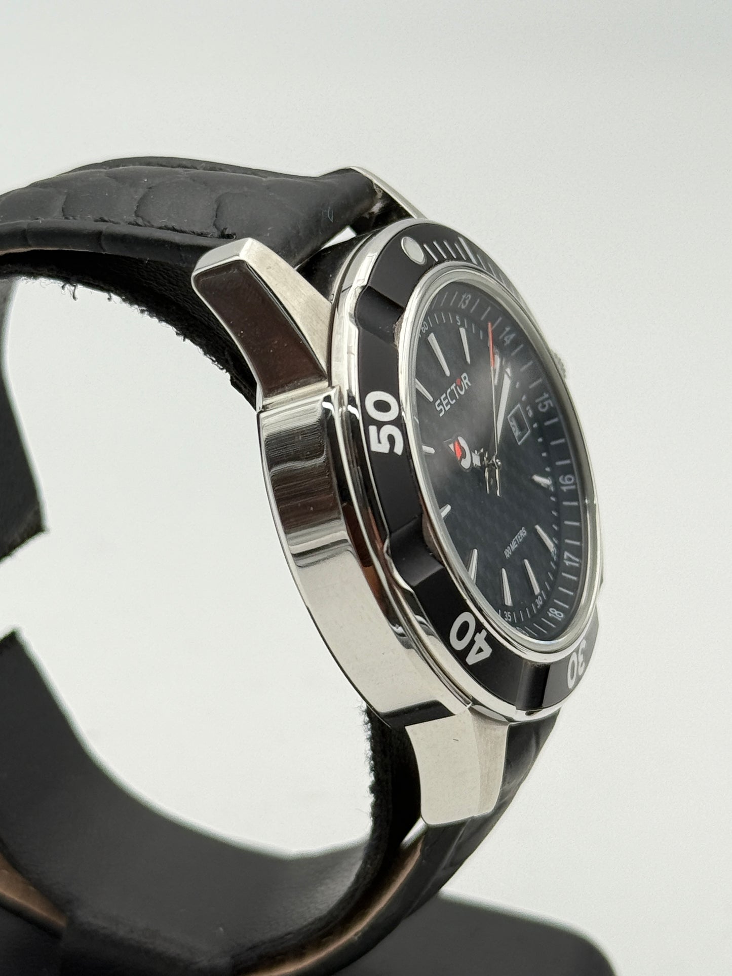 Sector 100 meters 240 3251240125-61764 43mm quartz
