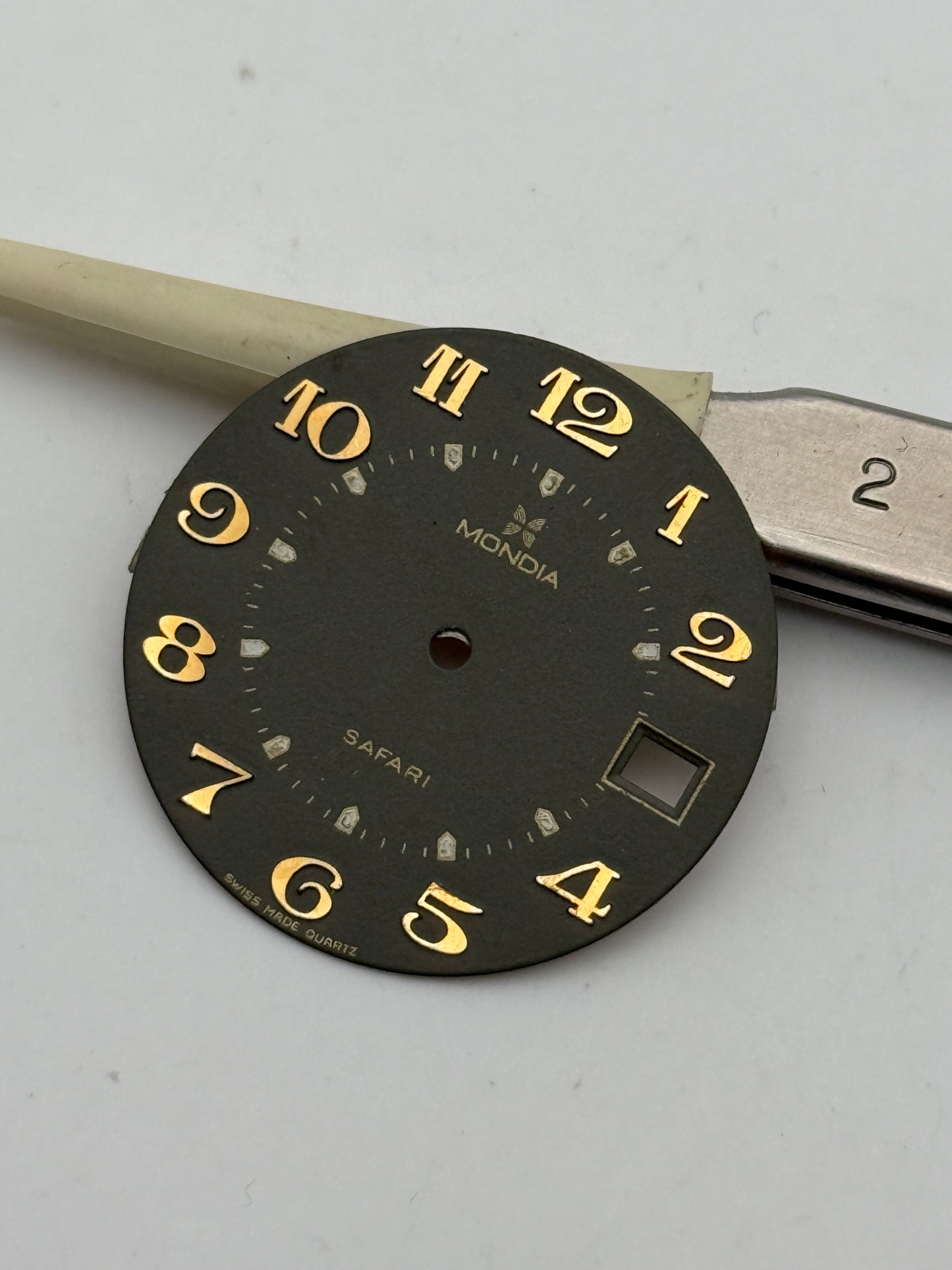 mondia safari swiss made 27.5mm dial quadrante