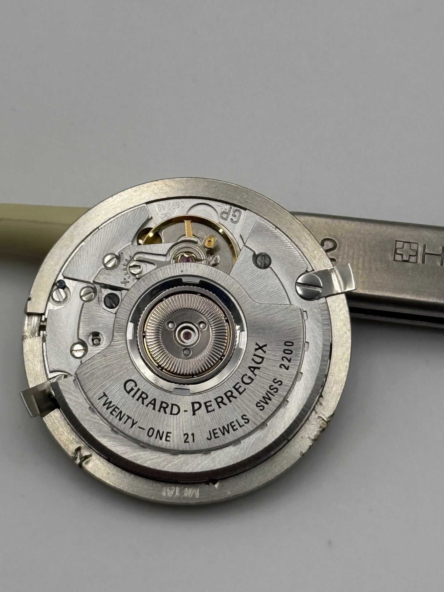 Girard Perregaux 2200 eta 2892-2 movement movimento
