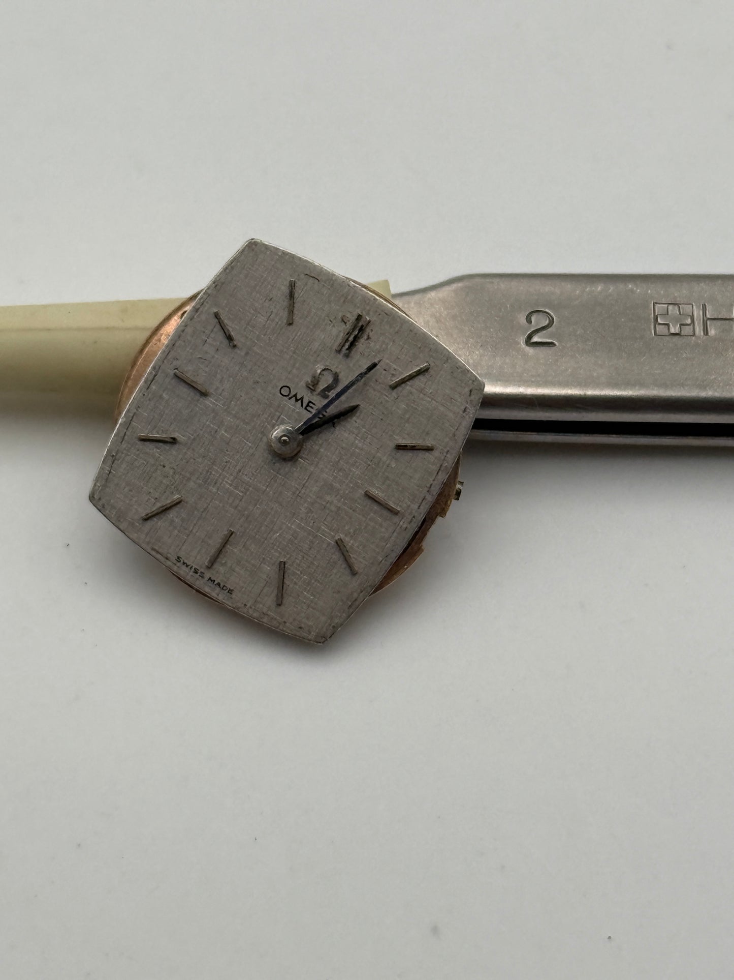 Omega 620 movement movimento