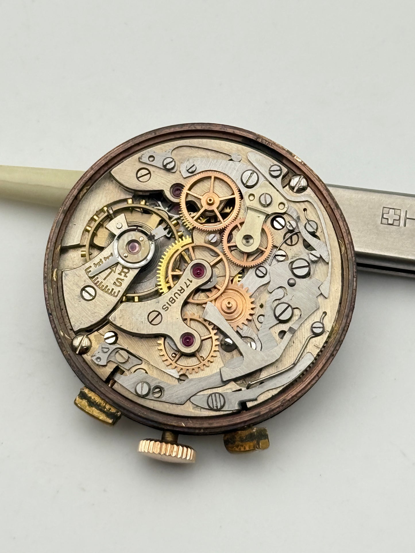 chronograph suisse landeron movement movimento