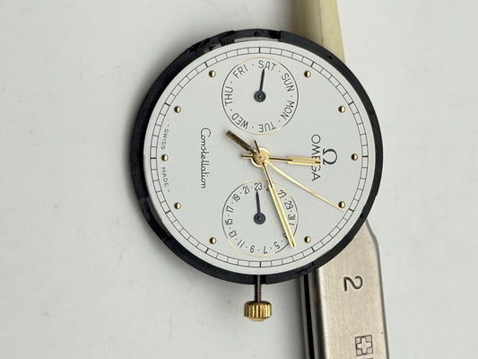 omega constellation eta 255.471 quart calendar movement movimento