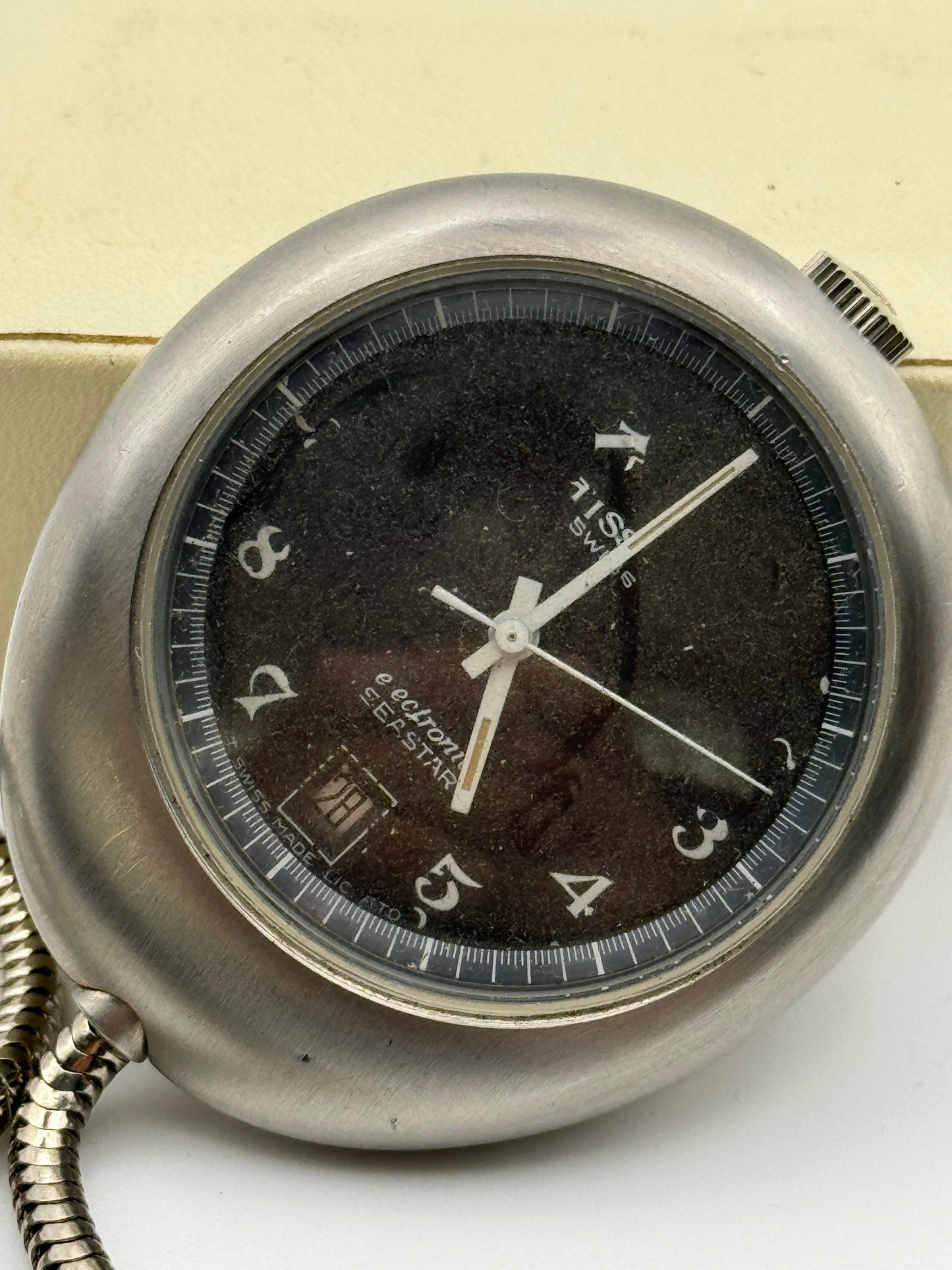 tissot seastar electronic esa 40mm