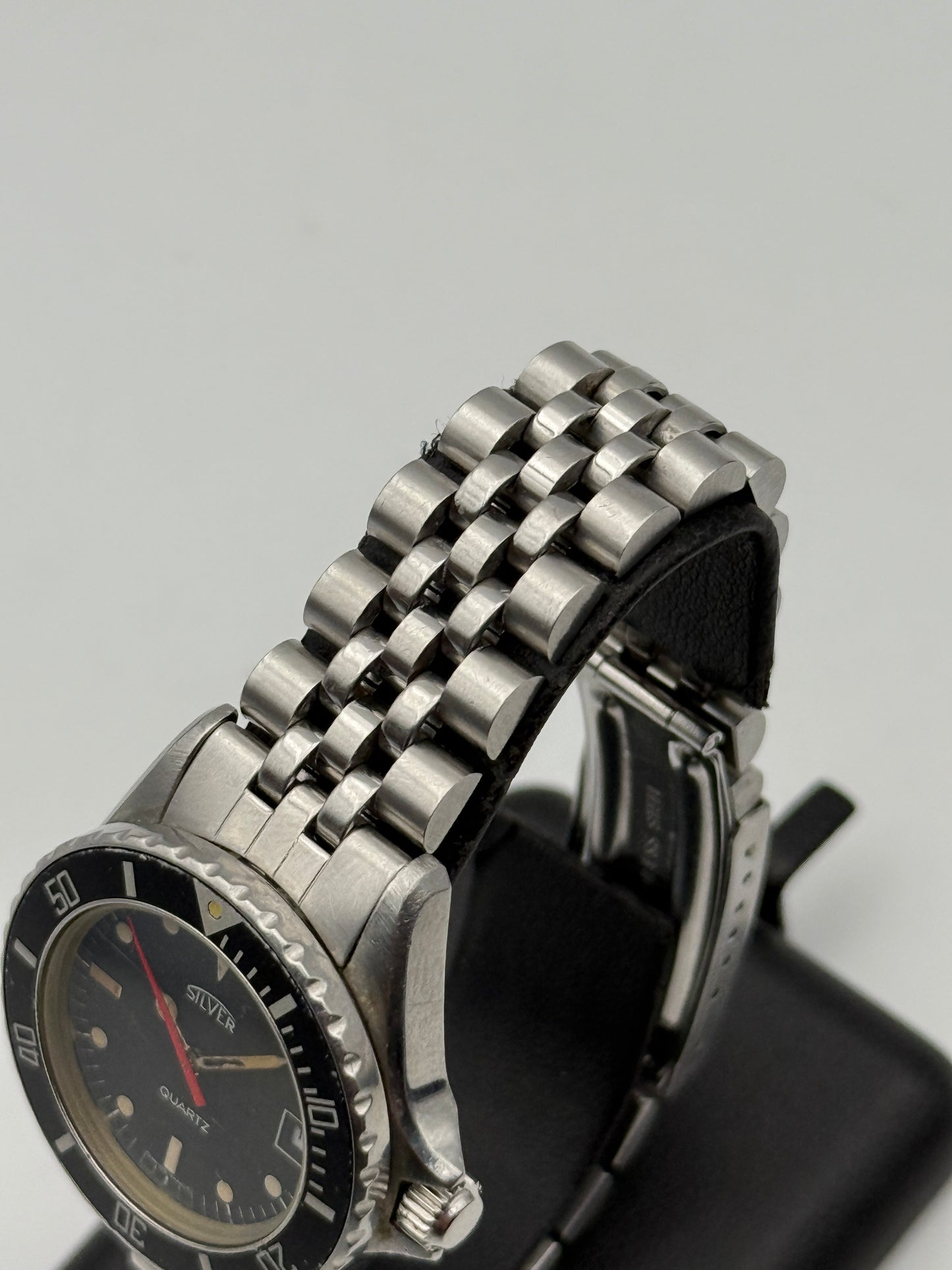 silver diver mrp brevet swiss made