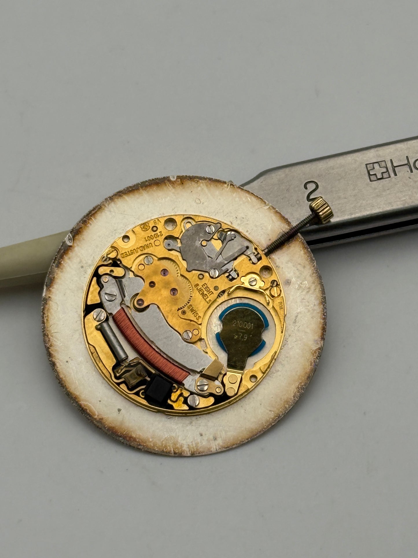philip watch eta 210.001 quartz movement movimento