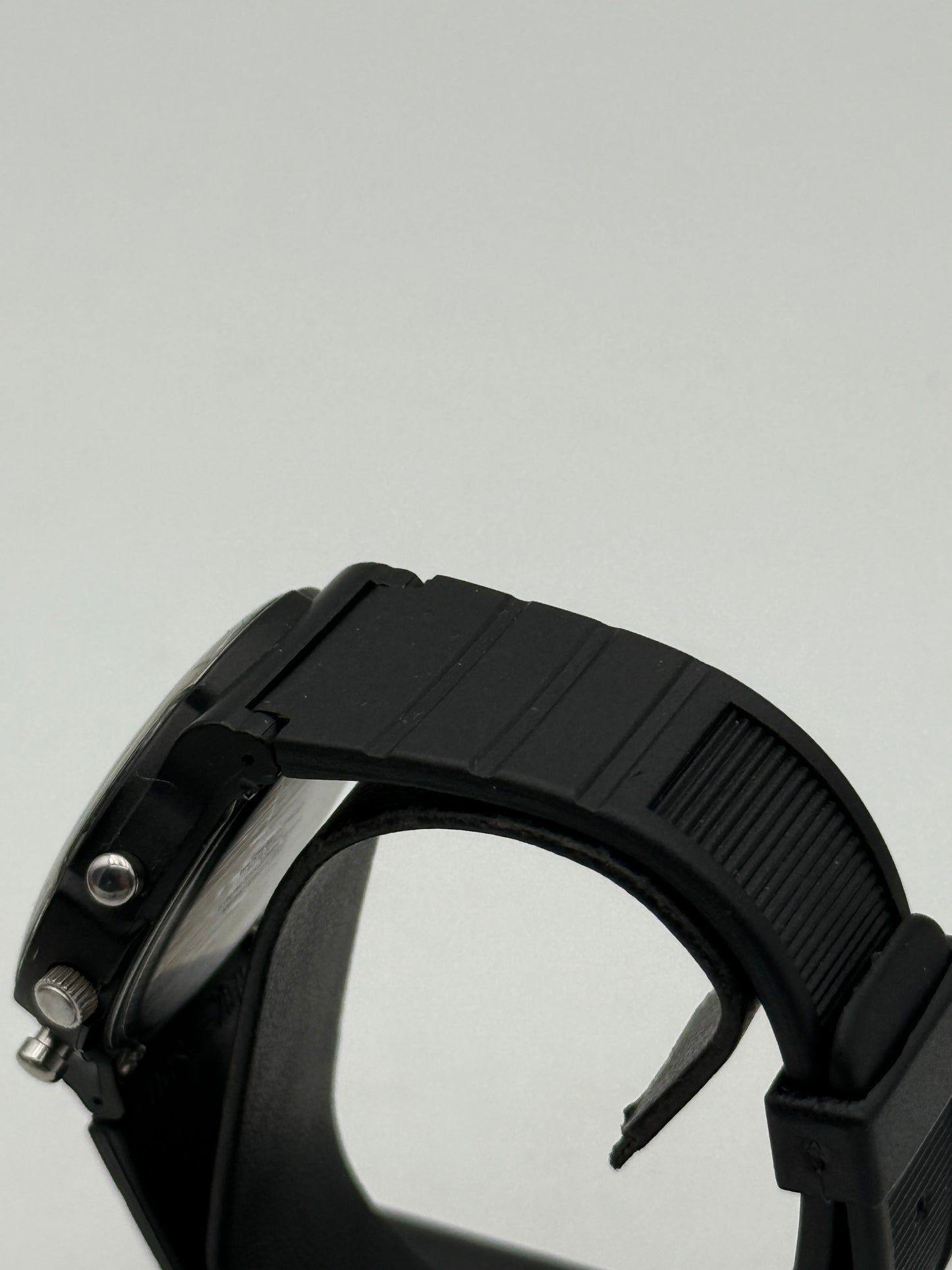 lorus quartz chrono vintage soccer v654-3000 37mm