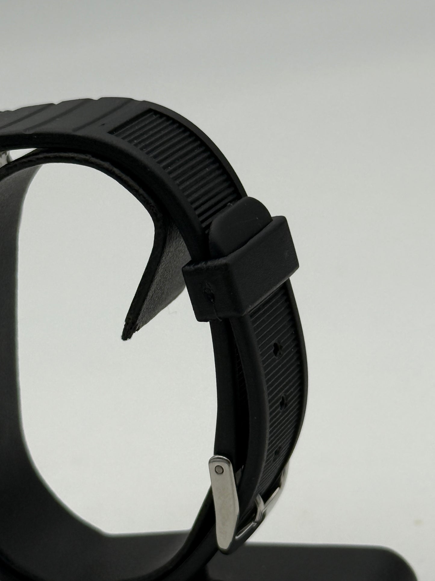 lorus quartz chrono vintage soccer v654-3000 37mm