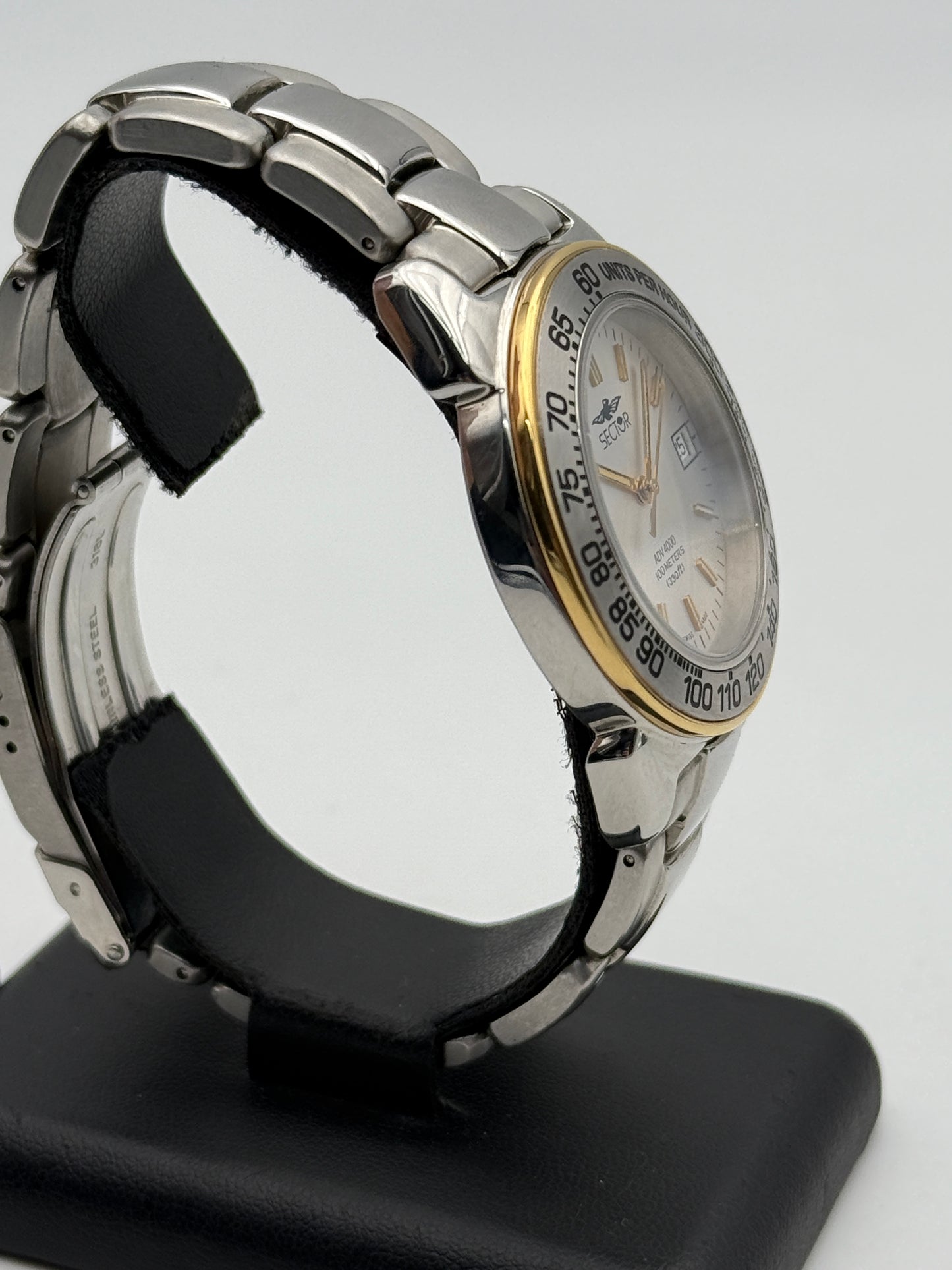 sector adv 4000 100 meters swiss made 38mm 1851300017