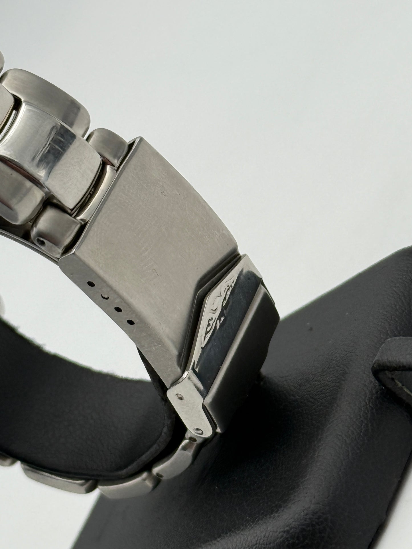 sector adv 4000 100 meters swiss made 38mm 1851300017