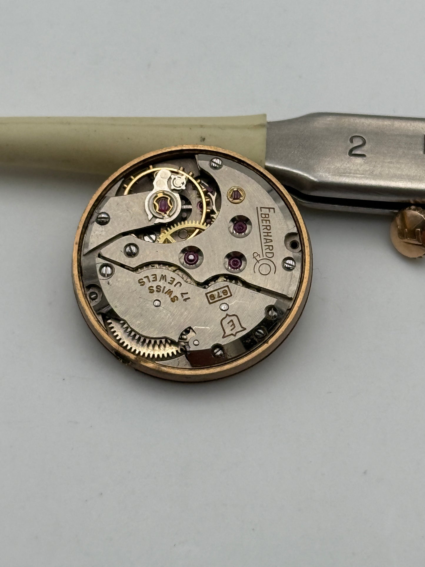 Eberhard & Co. 879 movement movimento