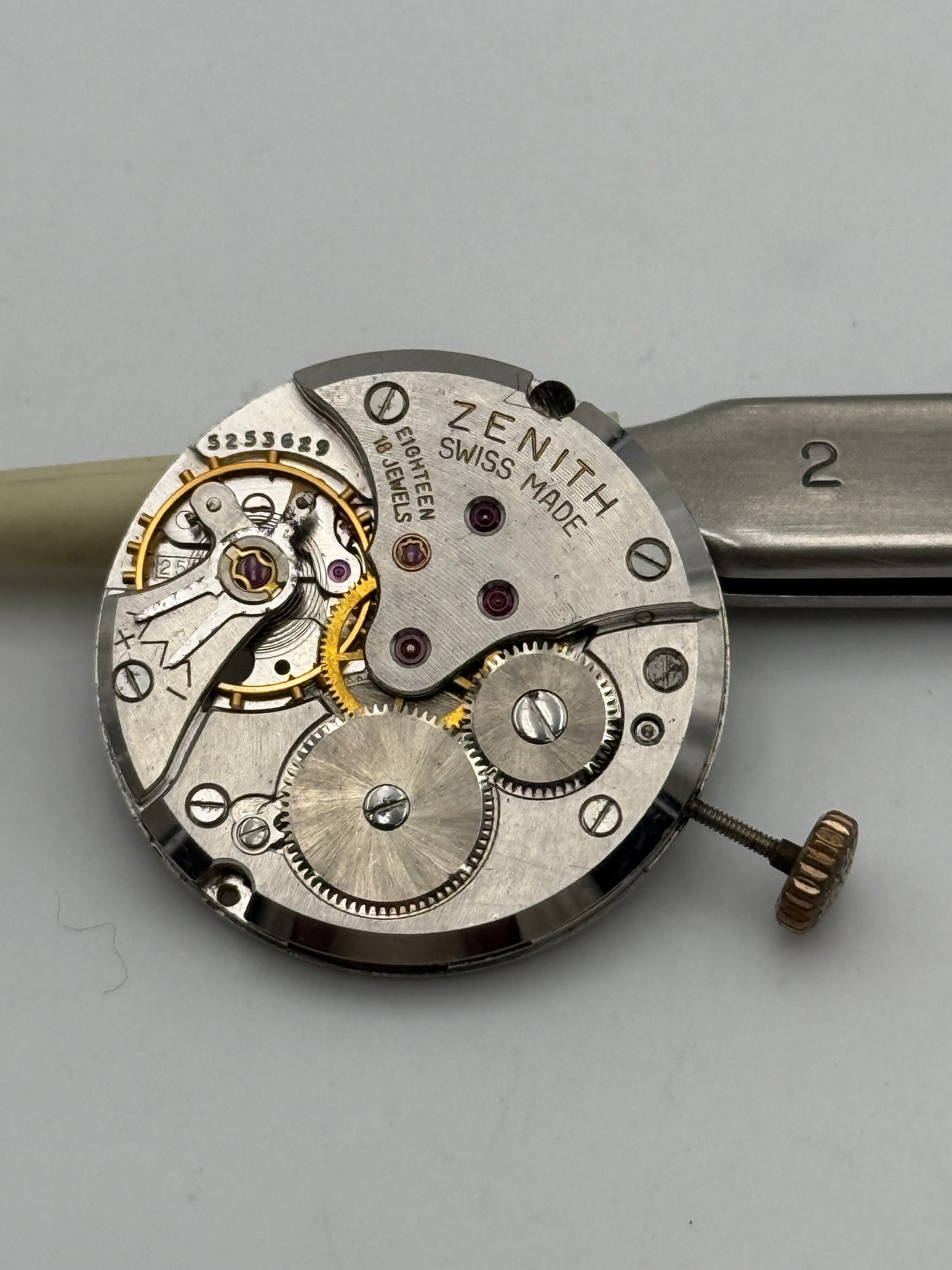 Zenith 2511 movement movimento