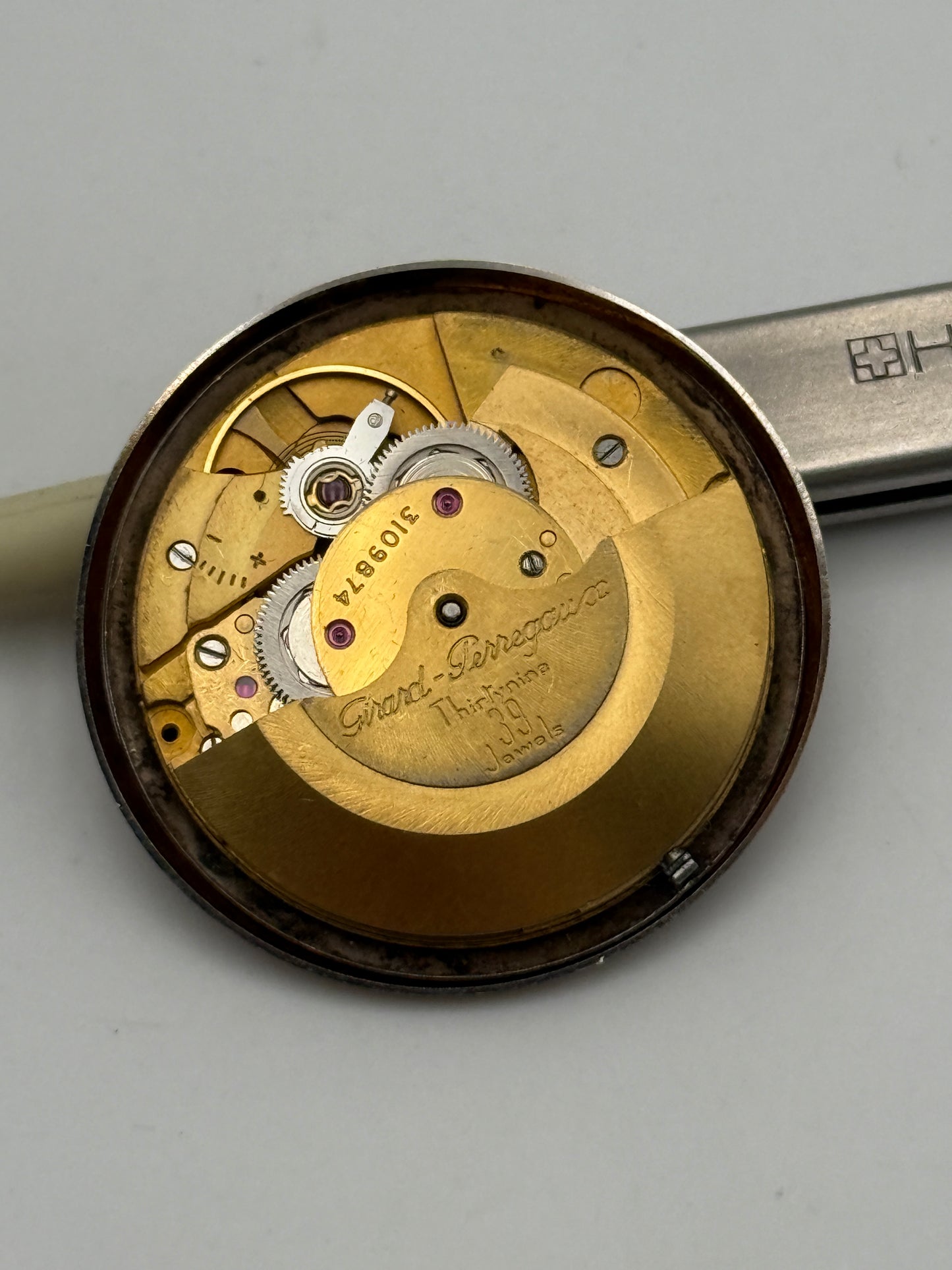 Girard Perregaux 39 jewels gyromatic movement movimento