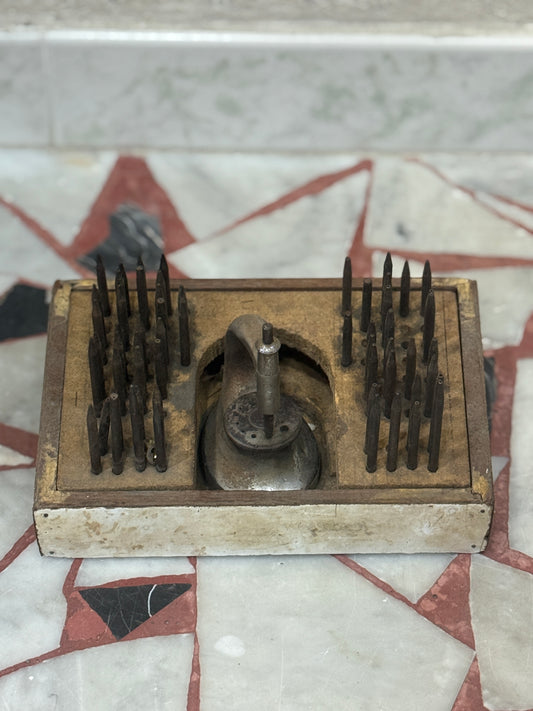 punzoniera da orologiaio attrezzatura  watchmaker