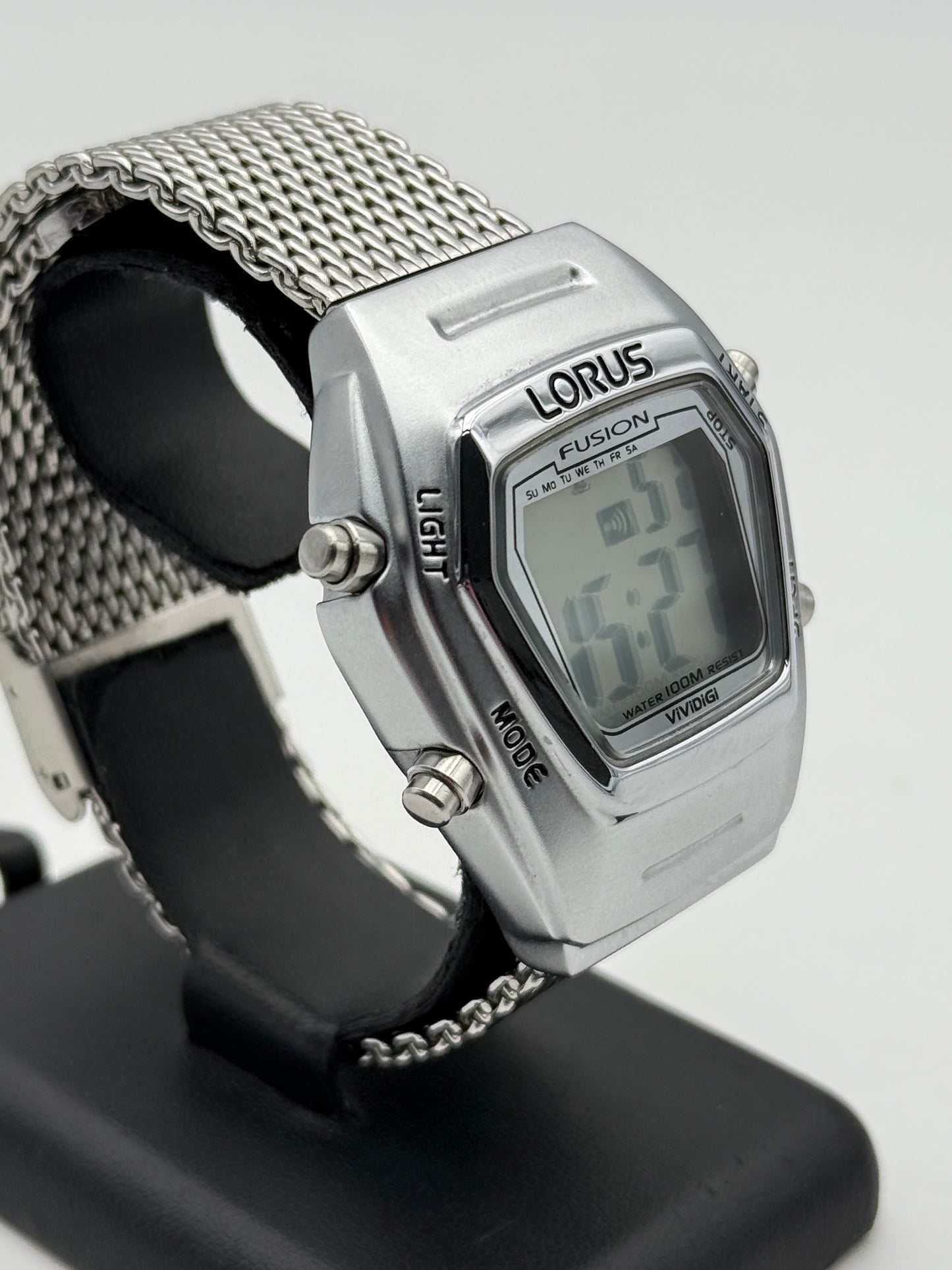lorus fusion vividigi vintage  w120-4a00