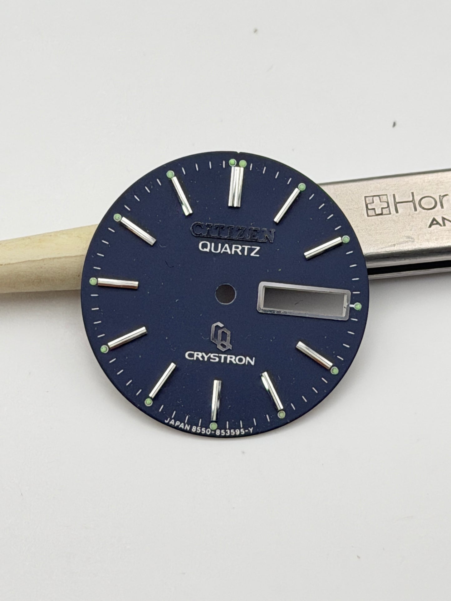 citizen cryston 8550-85395-y 25.4mm dial quadrante