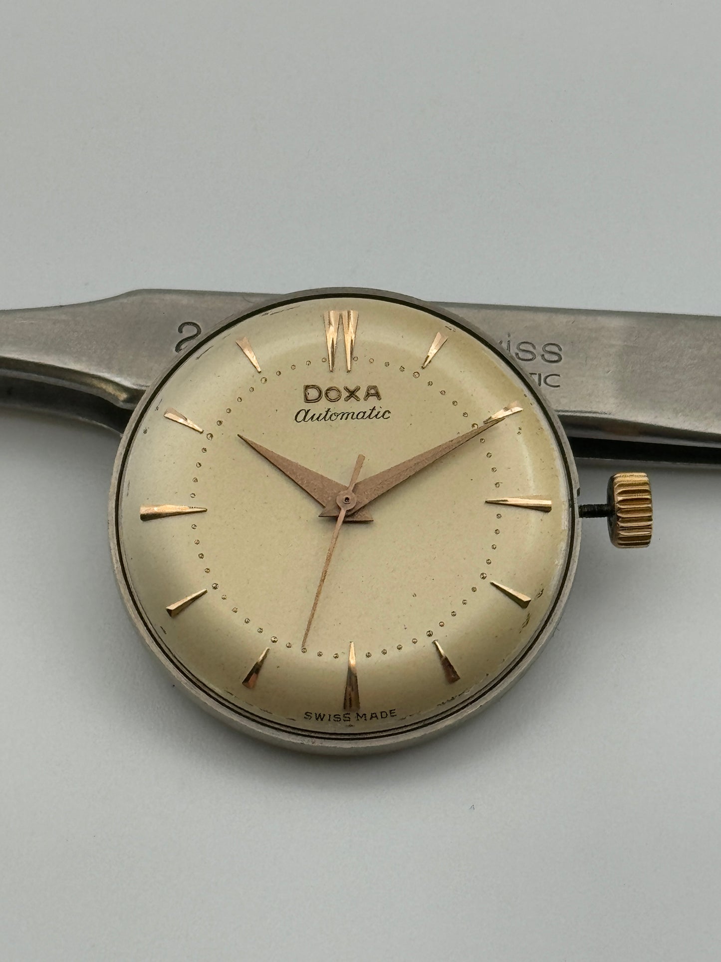 Doxa automatic as 1490 movement movimento