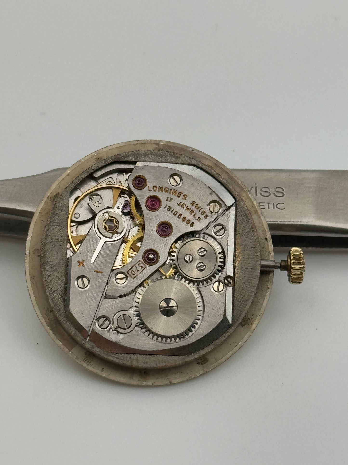 Longines 370 movement movimento