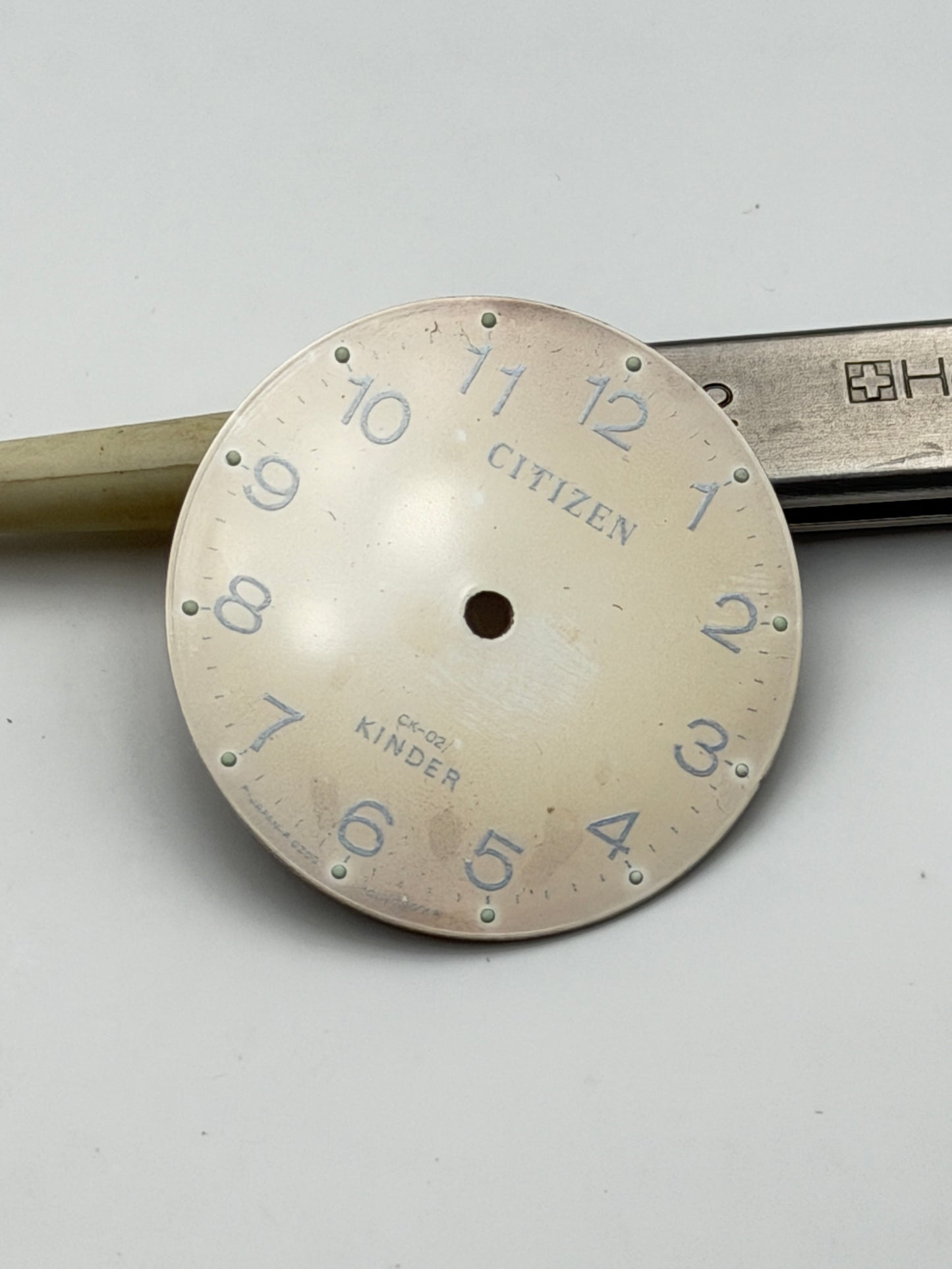 citizen kinder ck-02 28.4mm dial quadrante