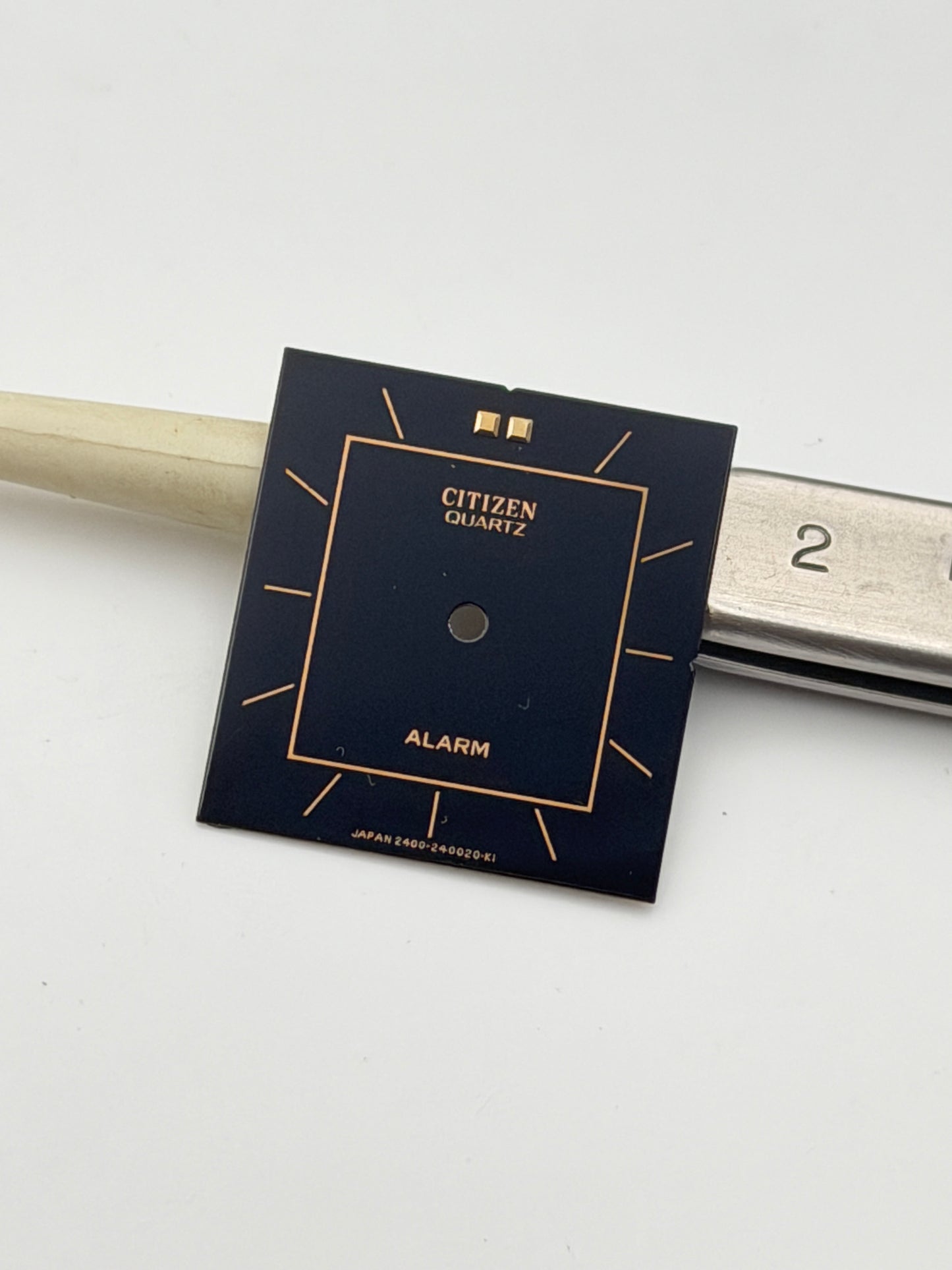 citizen quartz alarm 2400-240020-k1 19,8mm dial quadrante