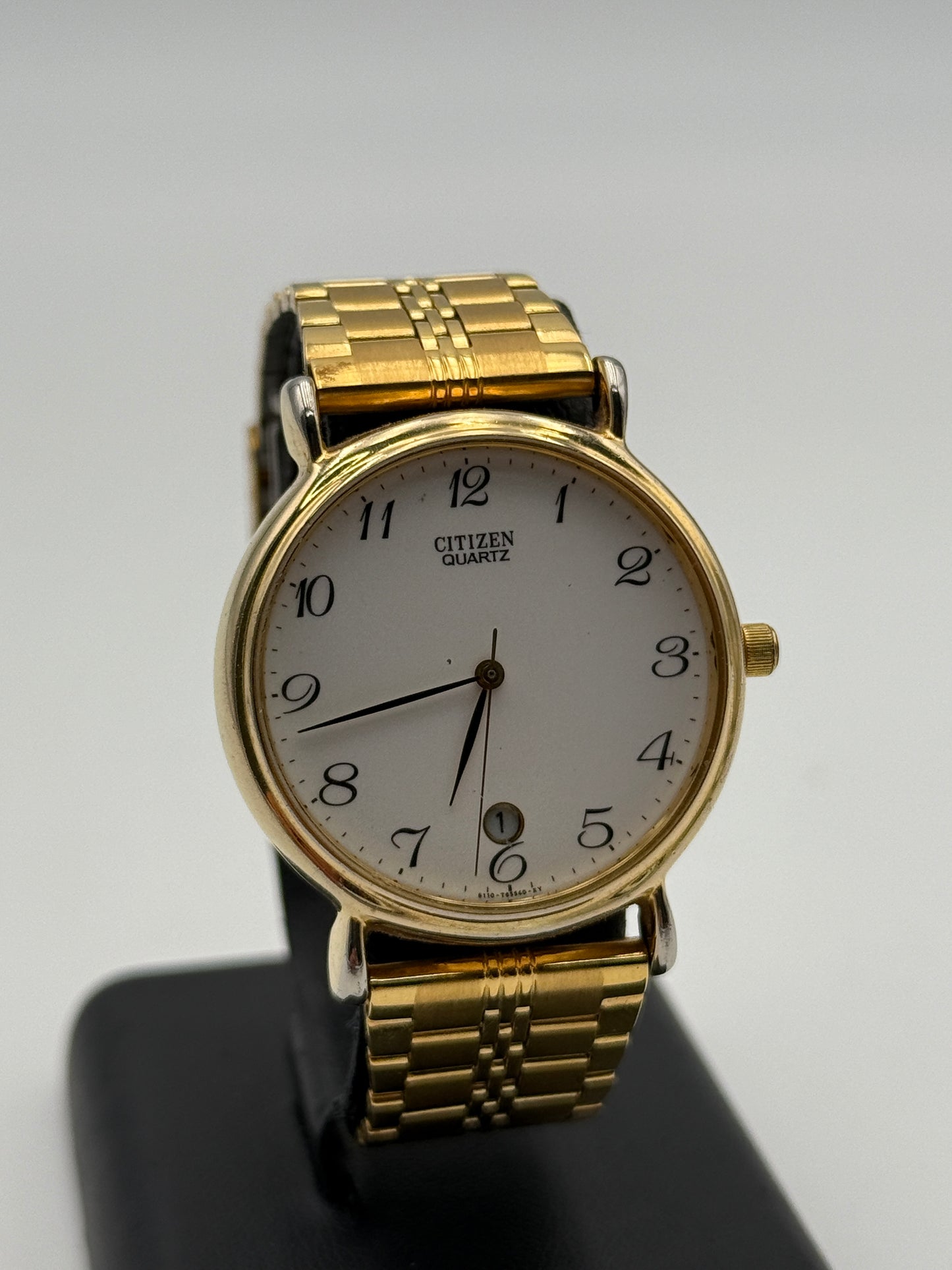 citizen quartz 6110-845790 33mm