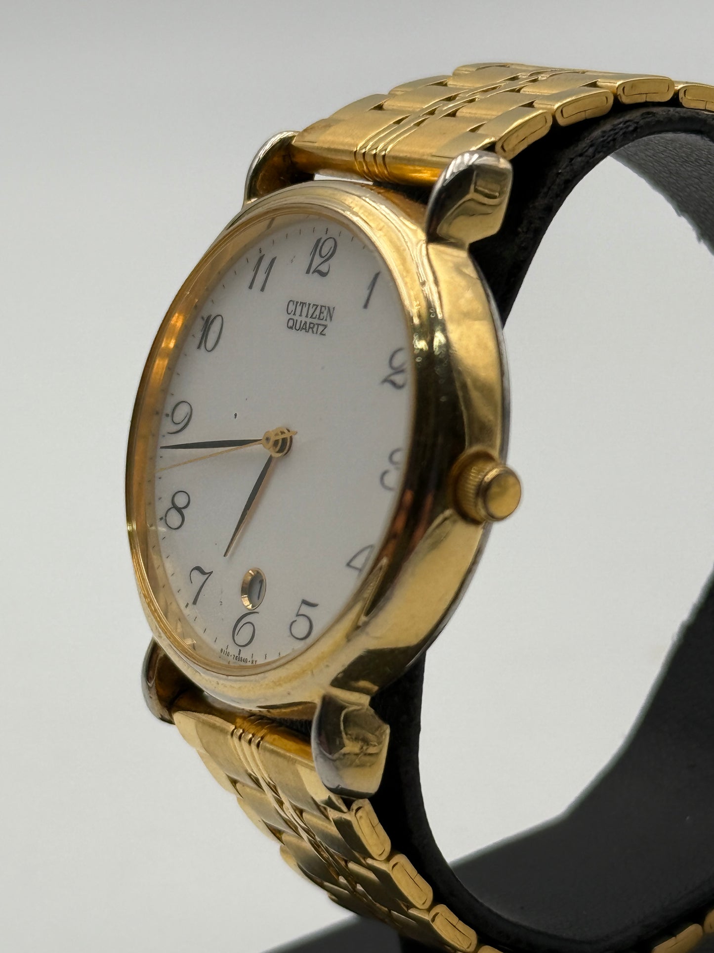 citizen quartz 6110-845790 33mm