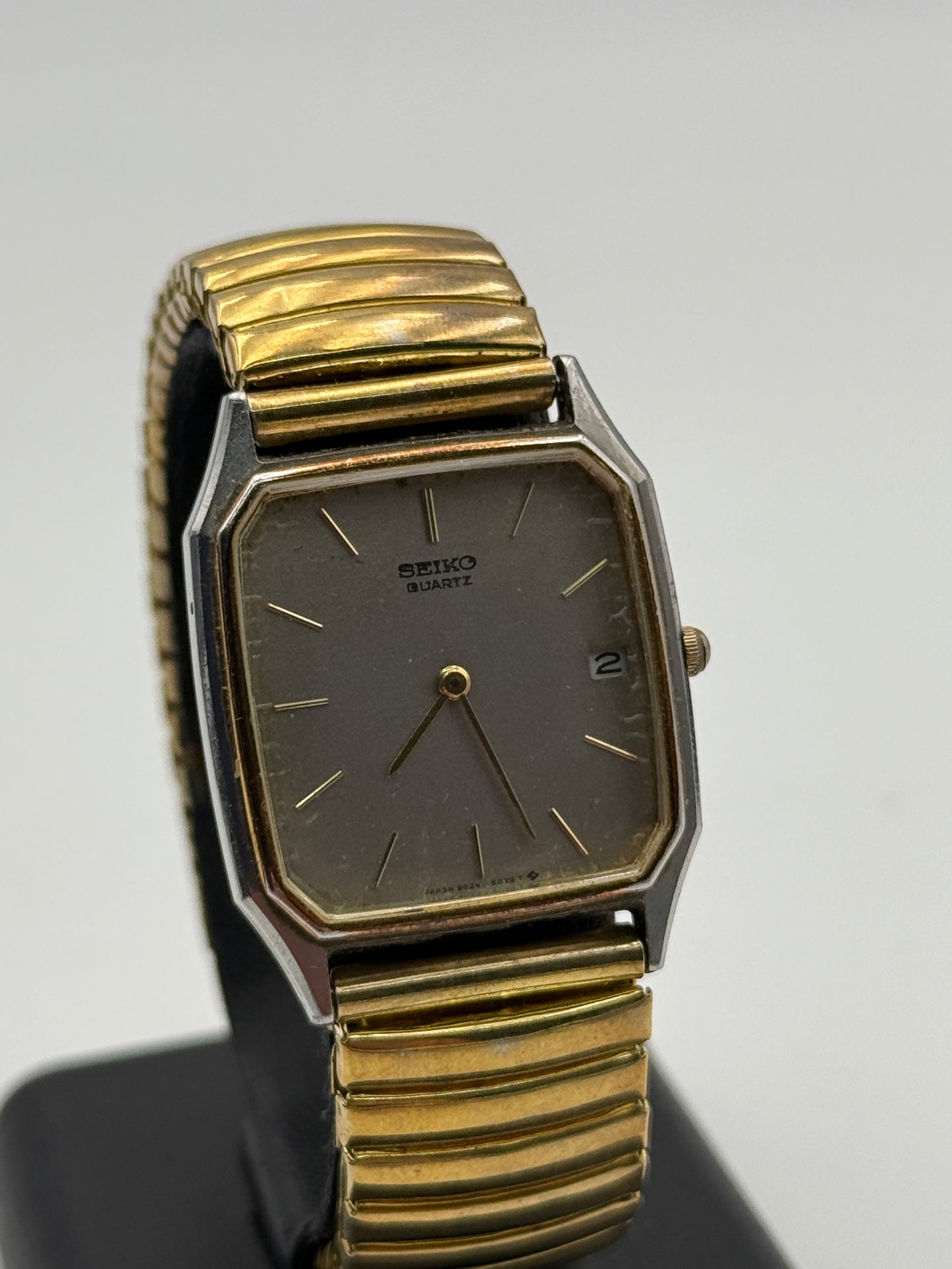 seiko quartz 9029-5040 28mm