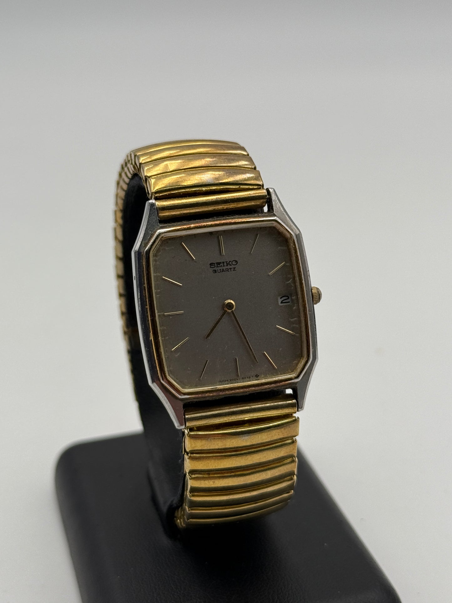 seiko quartz 9029-5040 28mm