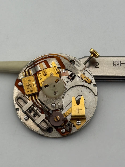 girard perregaux 352-528 quartz movement movimento