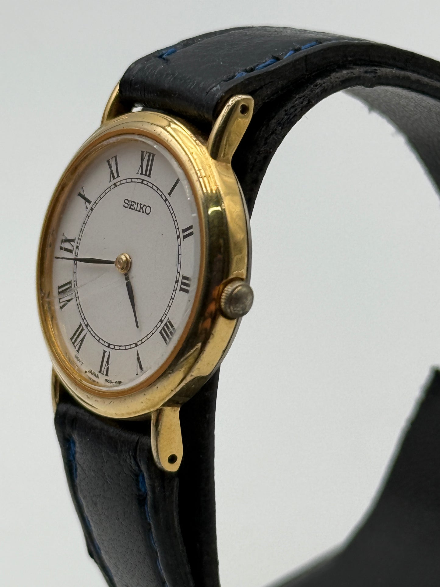 seiko quartz 1n00-0059 26mm