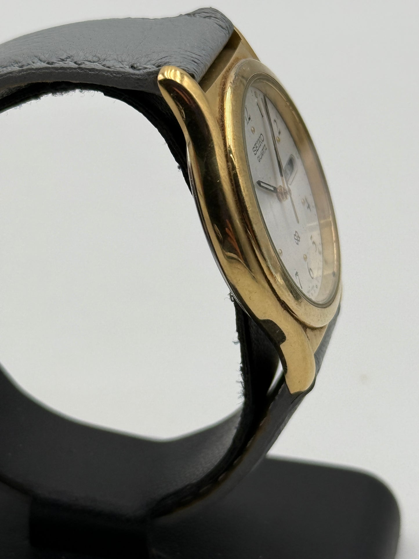 seiko Quartz sq 5y23-7080 36mm