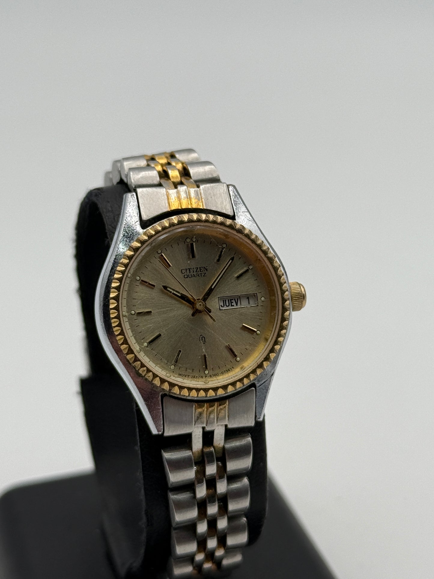citizen Quartz 6000-07294 25mm