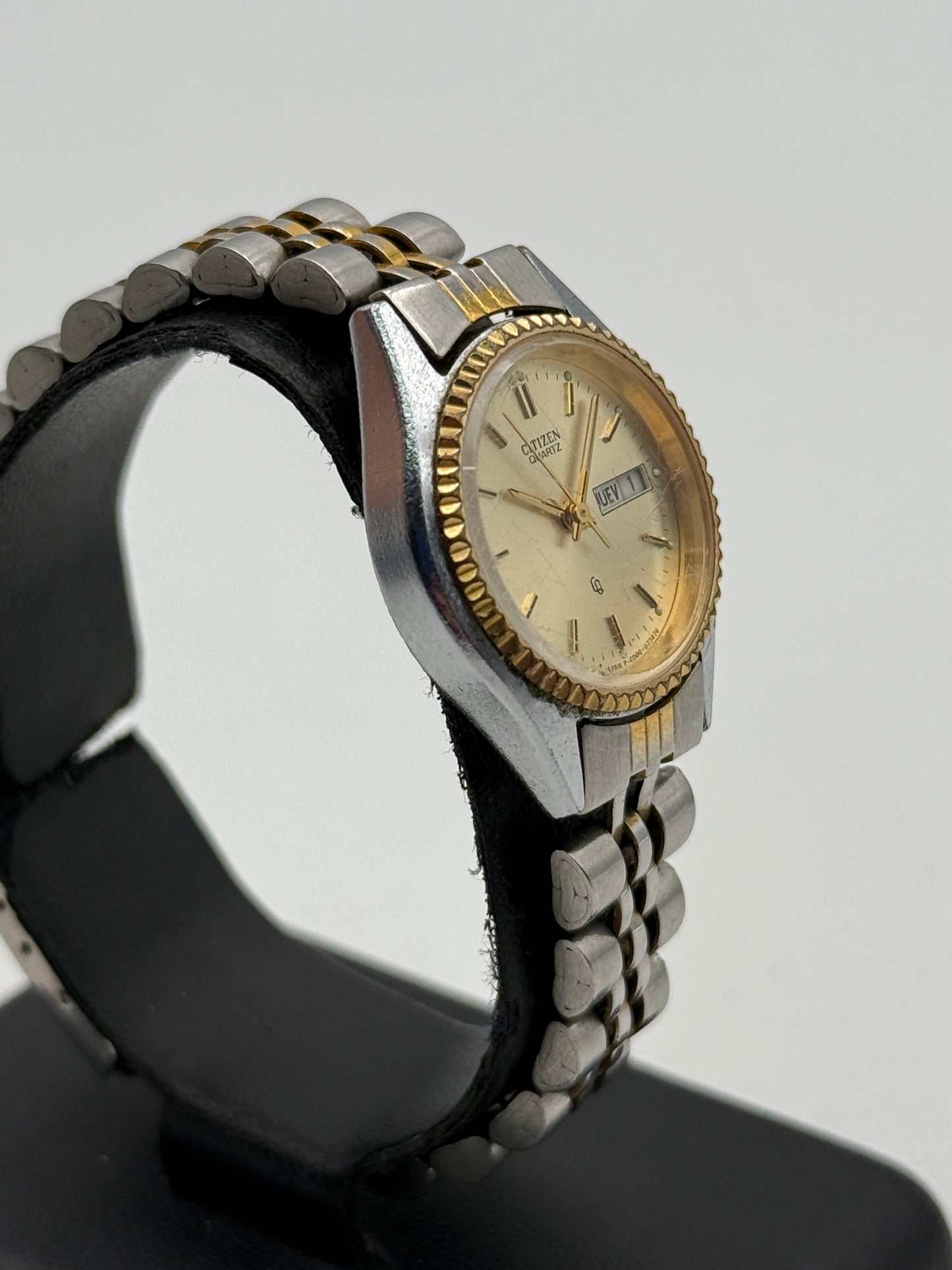 citizen Quartz 6000-07294 25mm