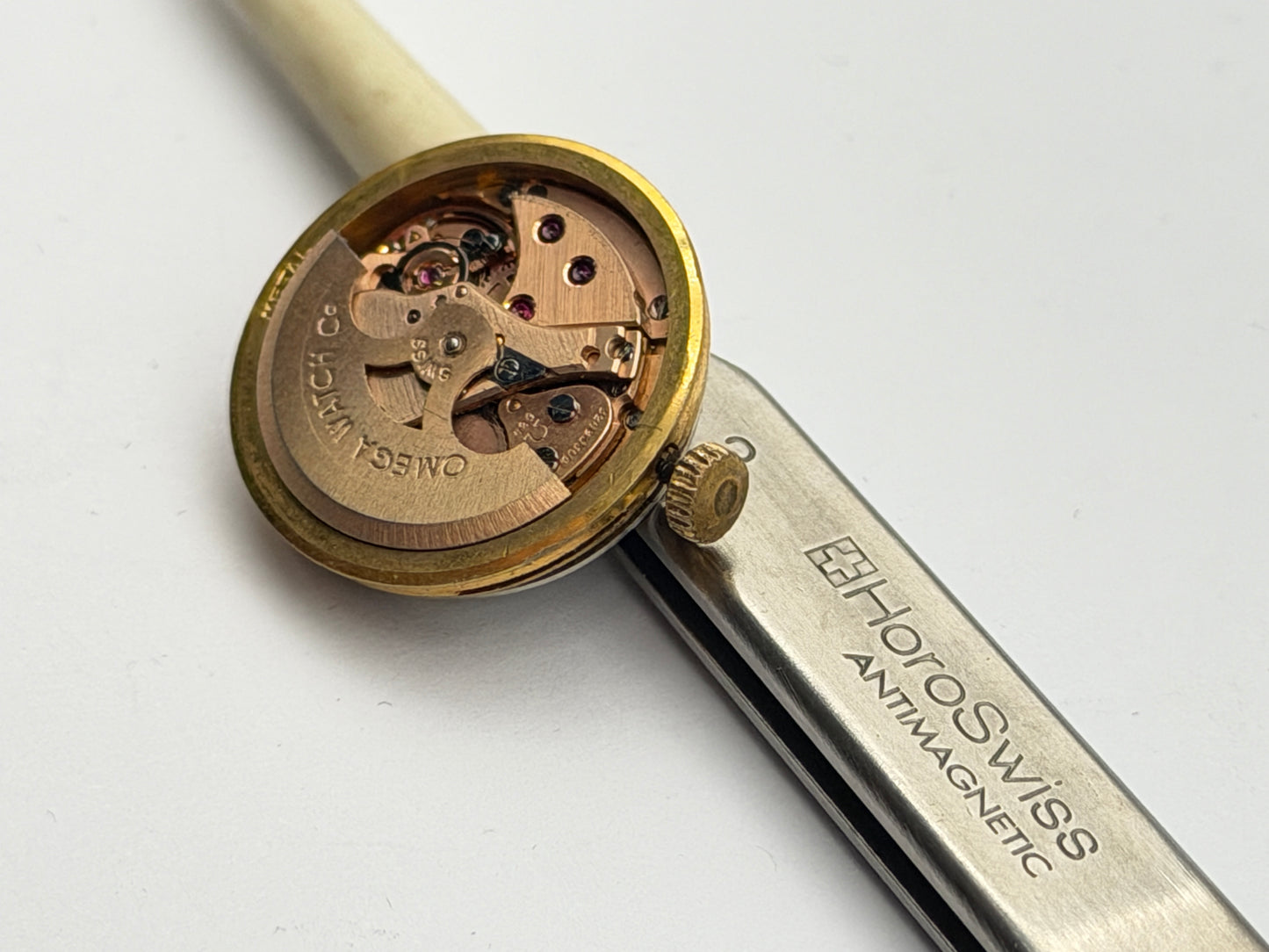 omega geneve 684 automatic movement movimento