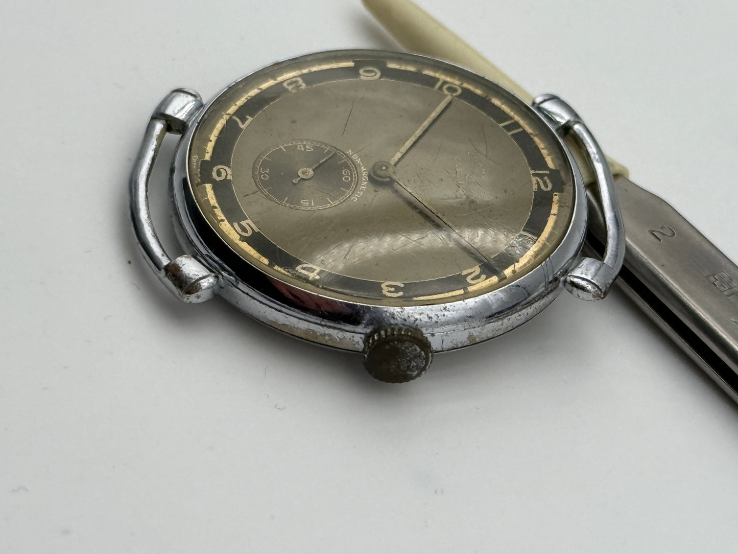 election grand prix black dial military 36mm