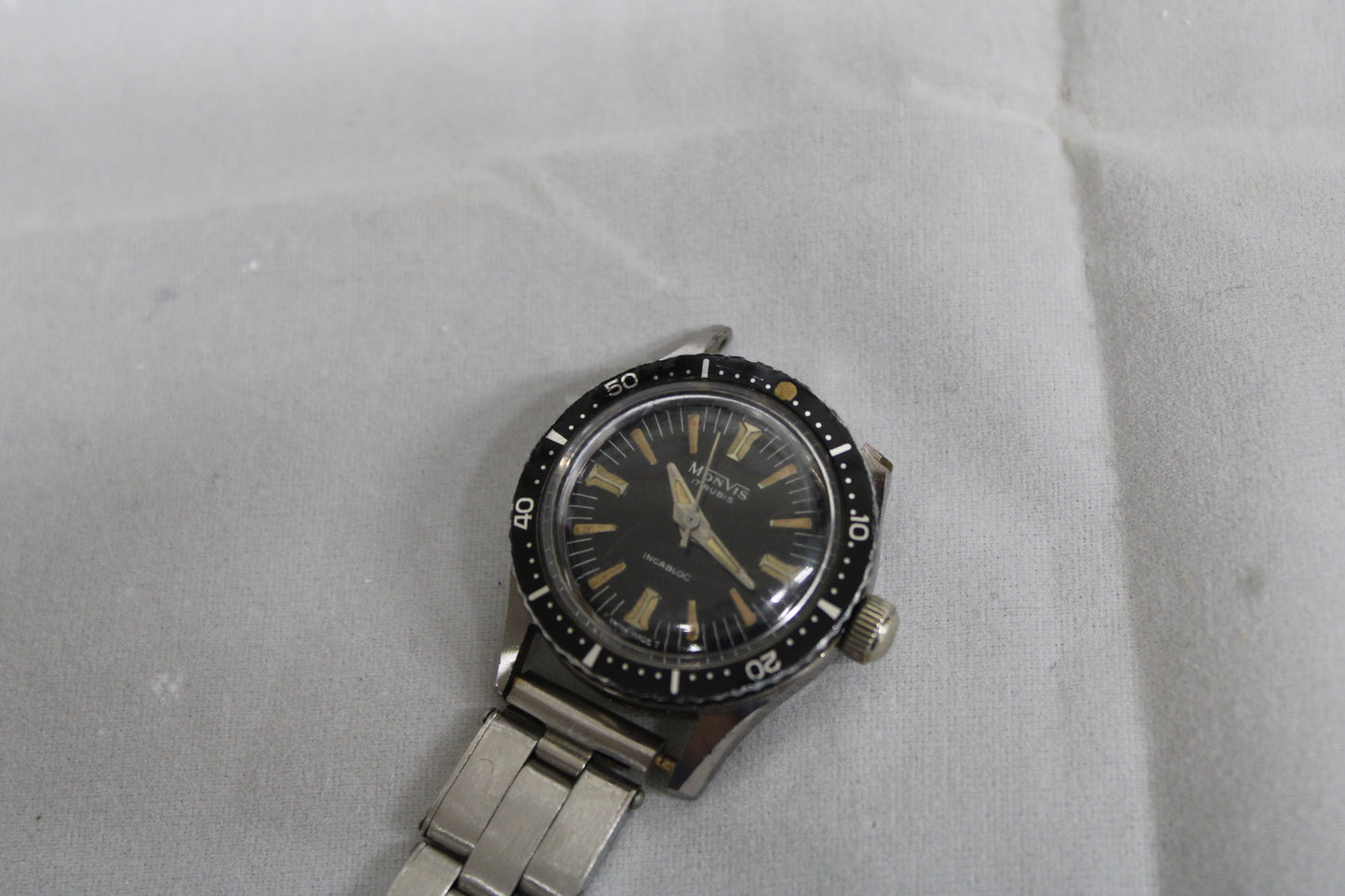 monvis sub diver 26mm watch