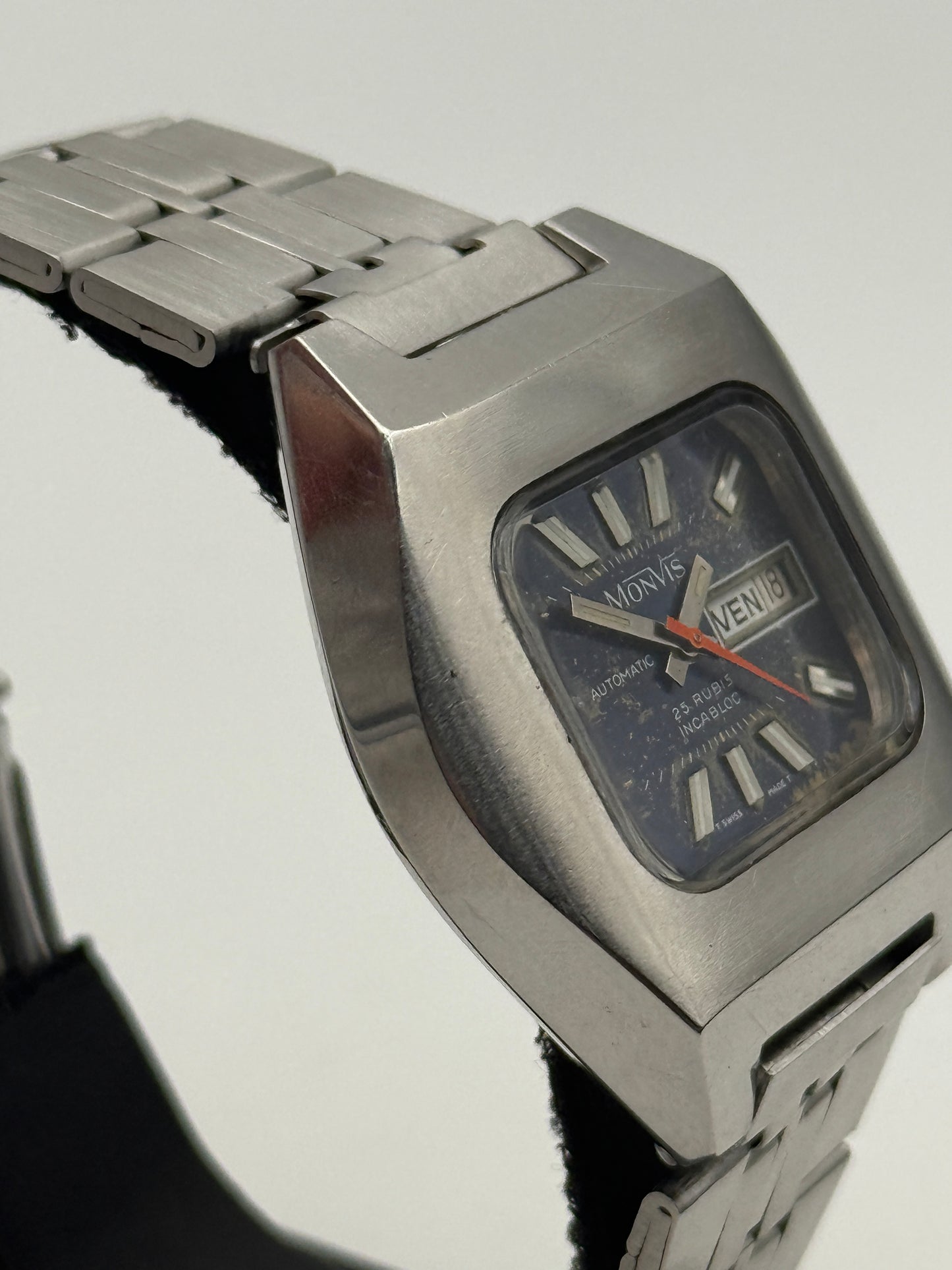 monvis diver vintage automatic eta steel 38mm 1518