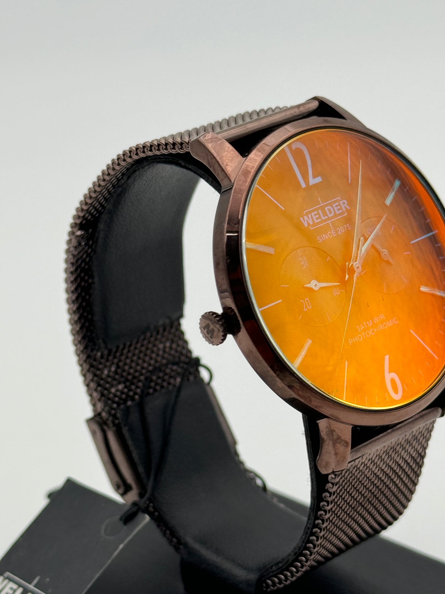 welder since 2075 3atm wr photocromic watch wwrs415