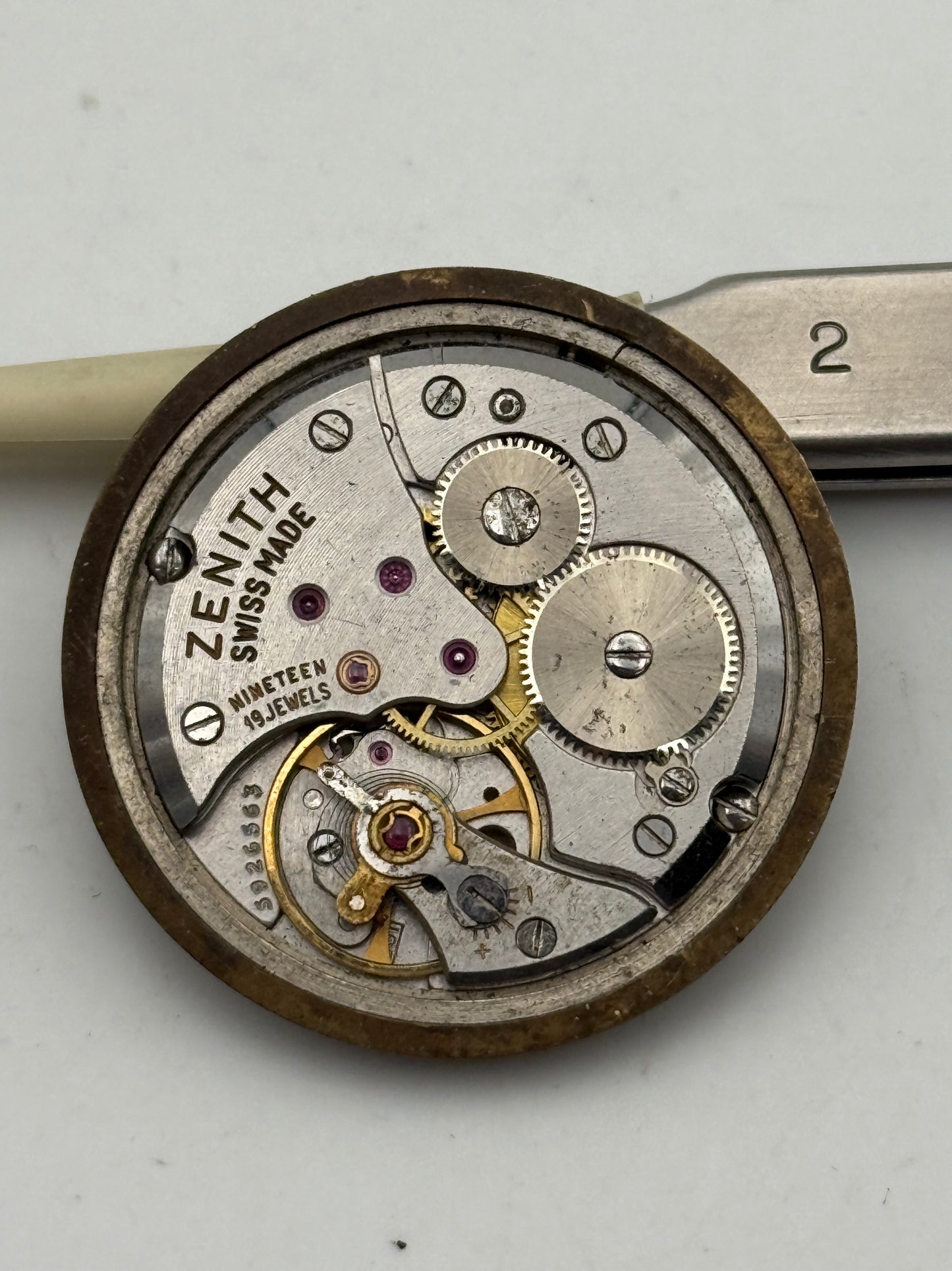 zenith 2531 220s movement movimento