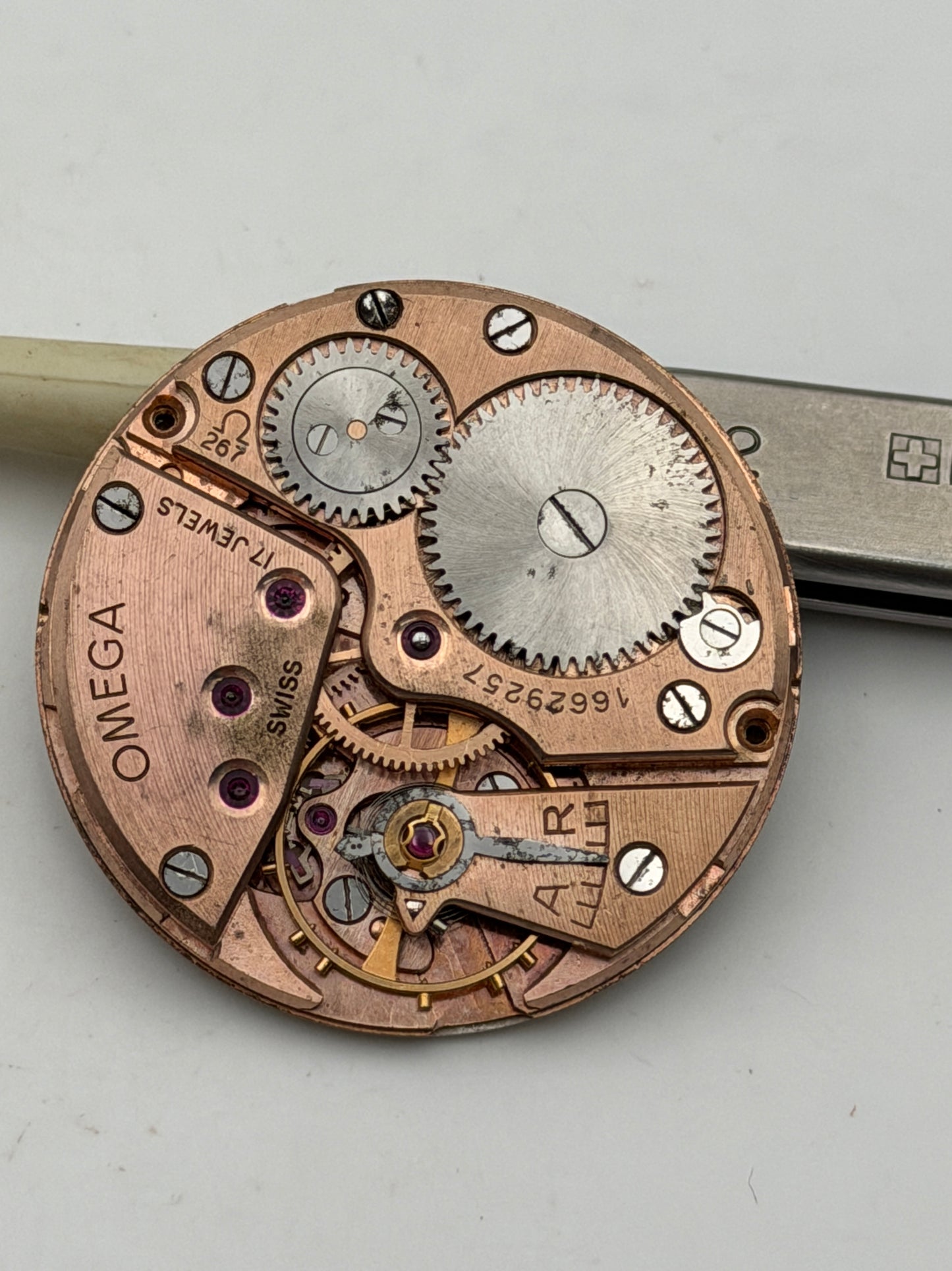 omega 267 movement movimento