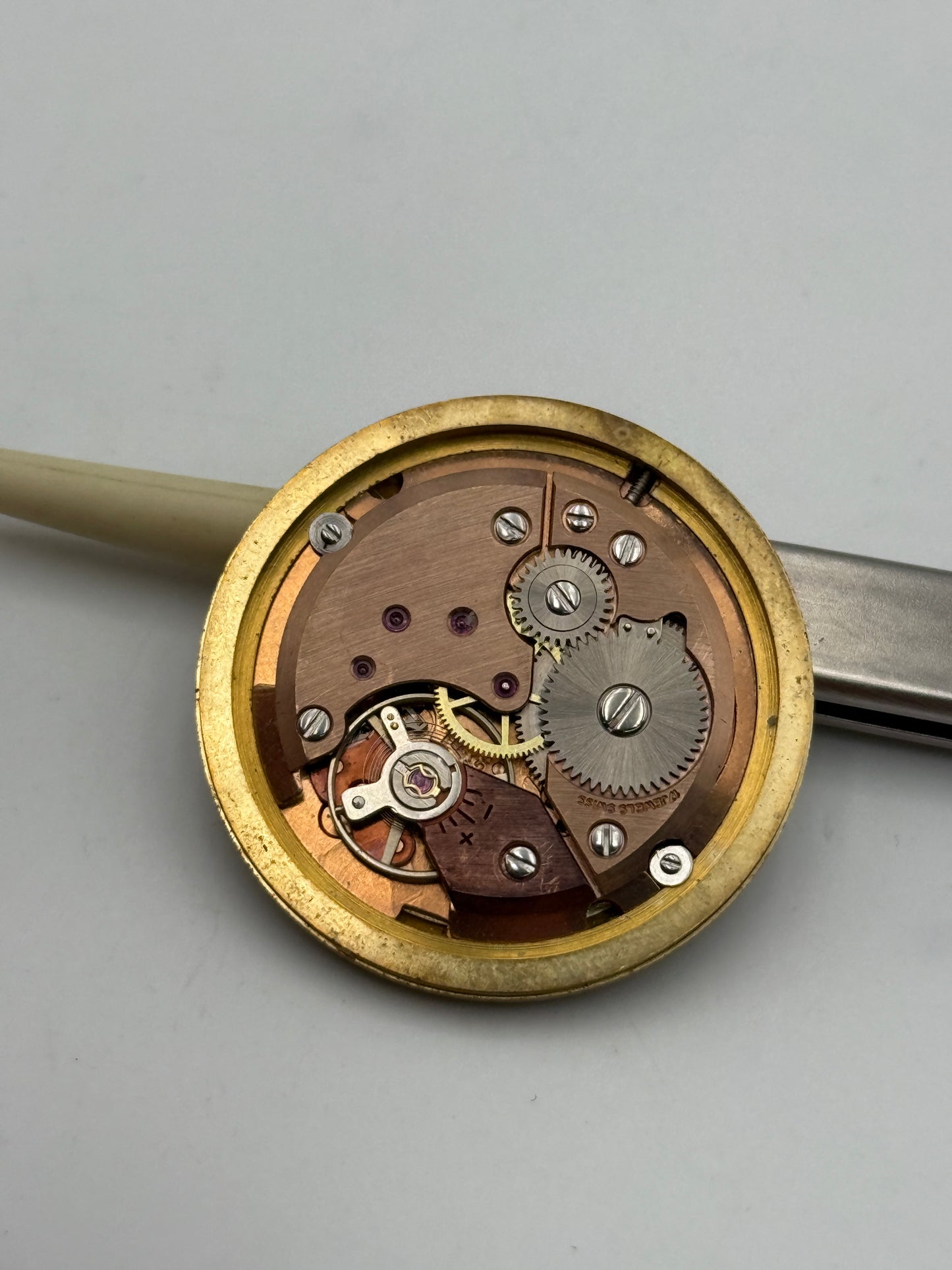 peseux 7056 movement movimento