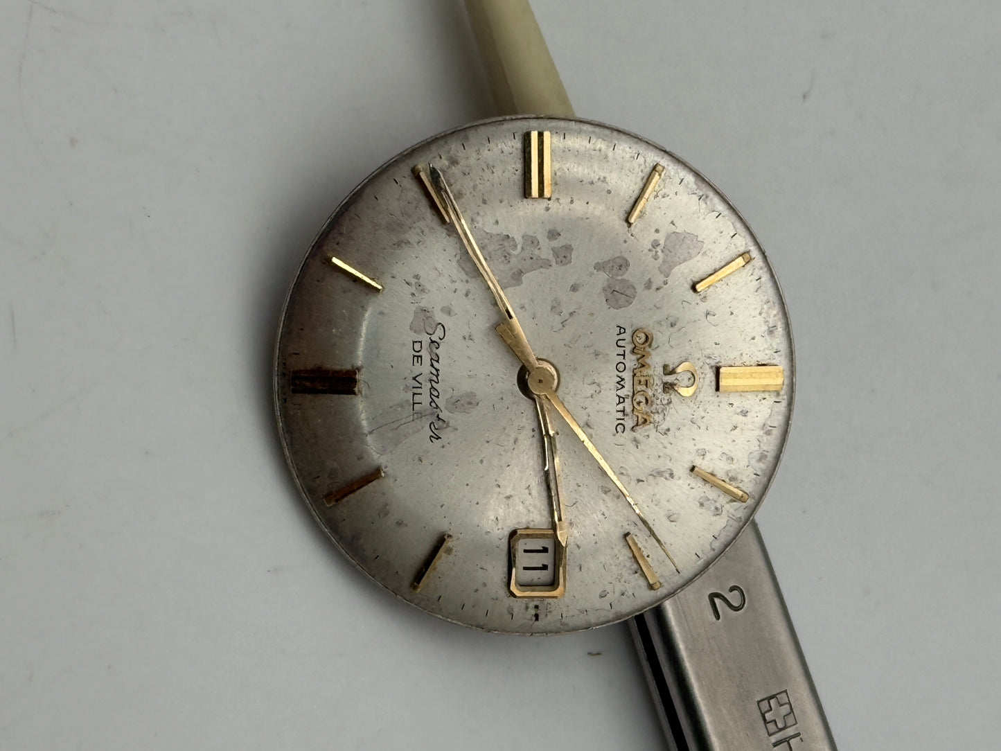 omega seamaster de ville automatic 562 movement movimento