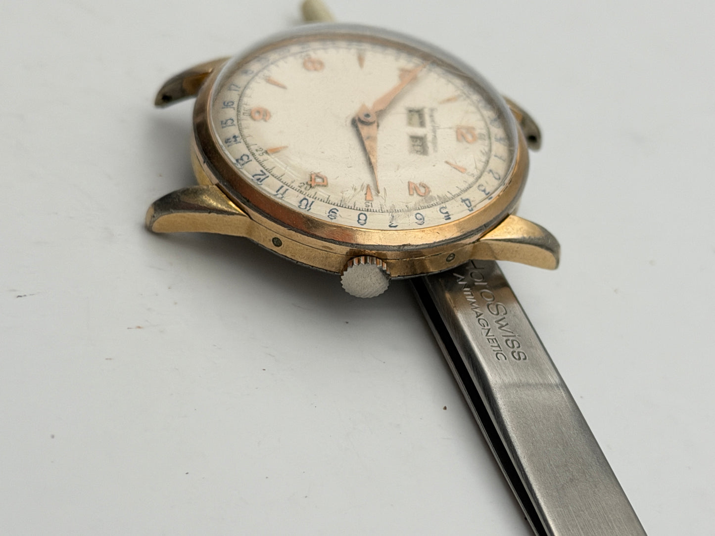 girard perregaux vintage calendar 35mm