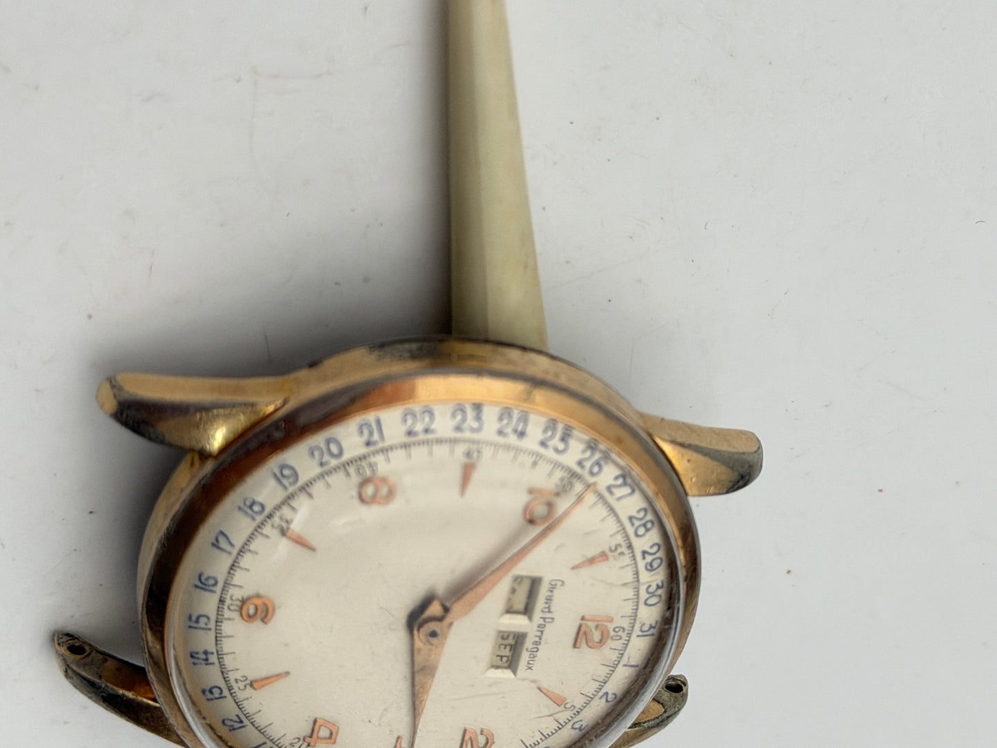 girard perregaux vintage calendar 35mm