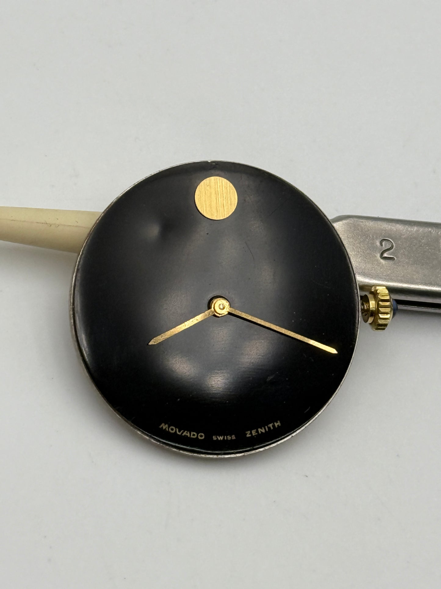 zenith movado museum 2320 movement movimento