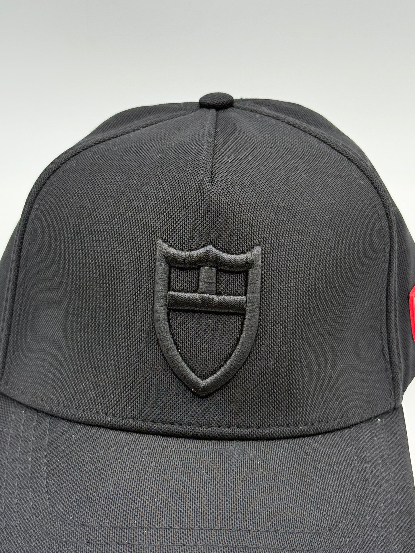 tudor berretto cappello caps born to dare new gadget accessories  nuovo new