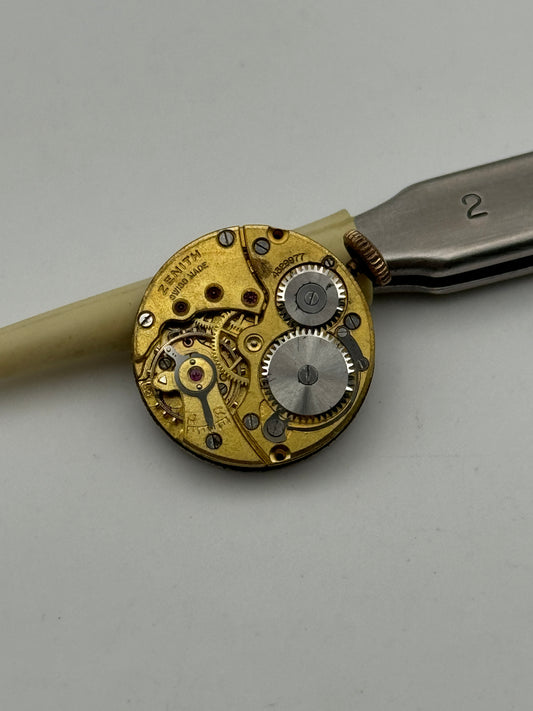 Zenith 82 movement movimento
