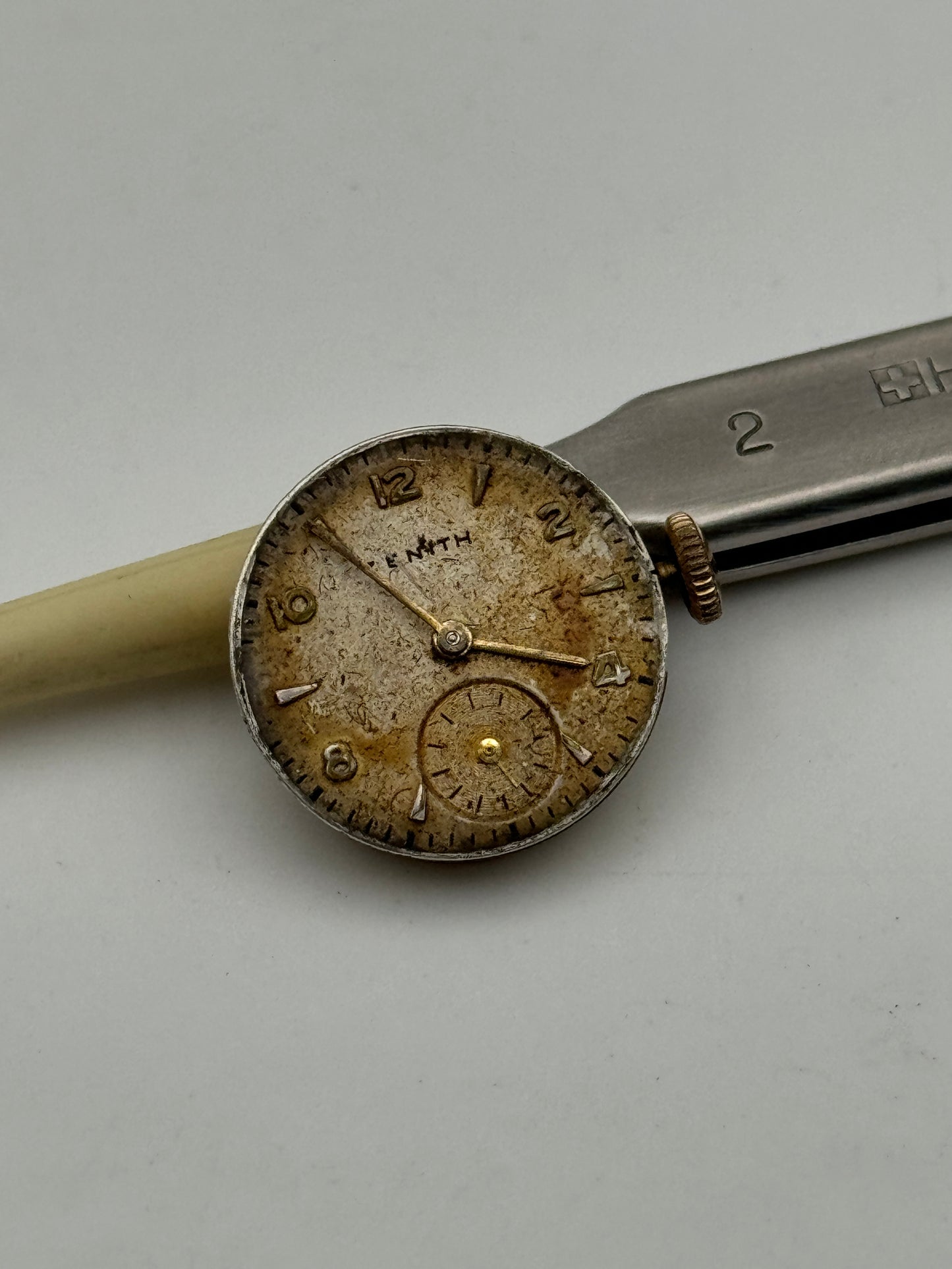 Zenith 82 movement movimento