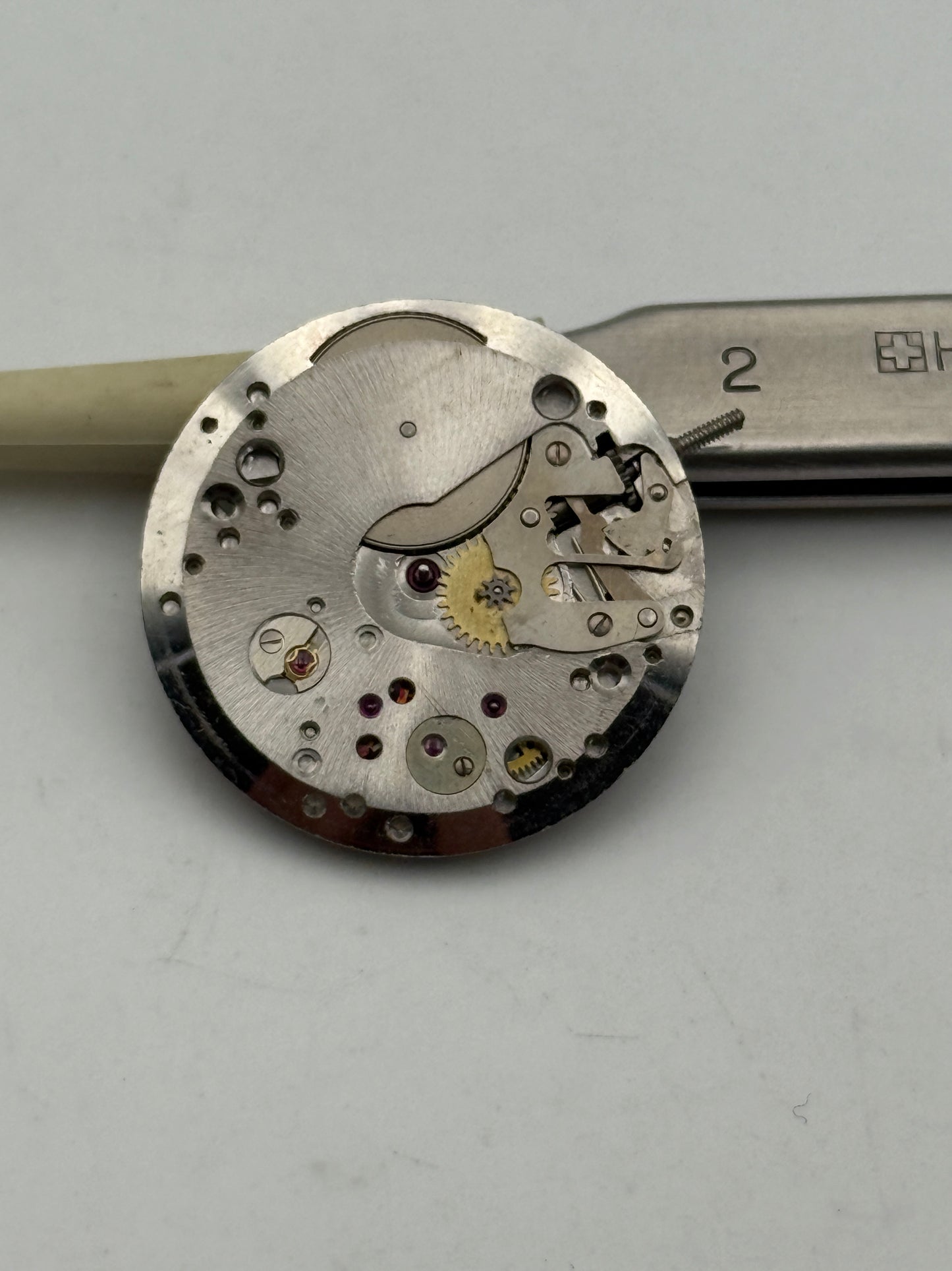 juvenia mfg 604 movement movimento